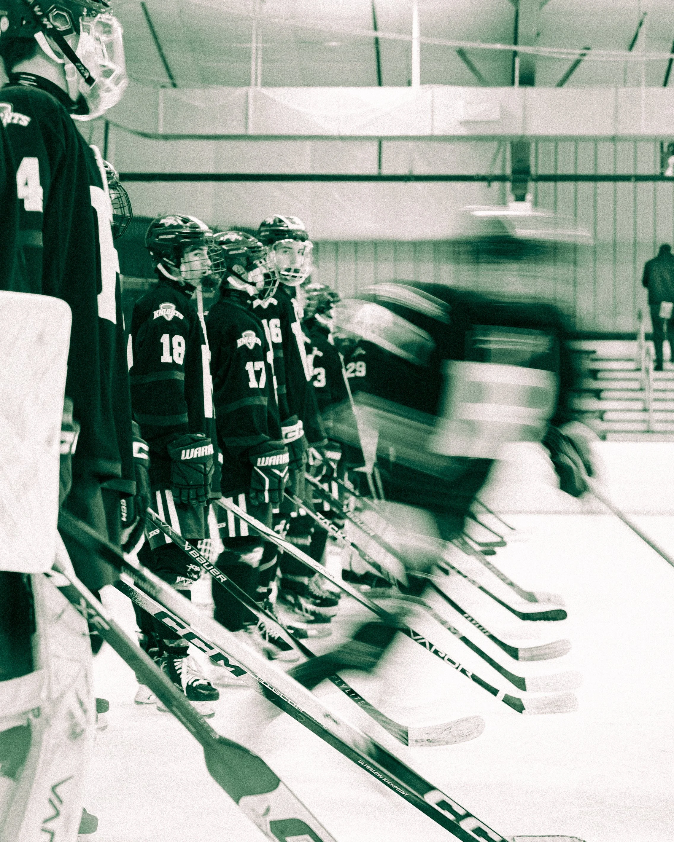 comets.@.essex-120.jpeg
