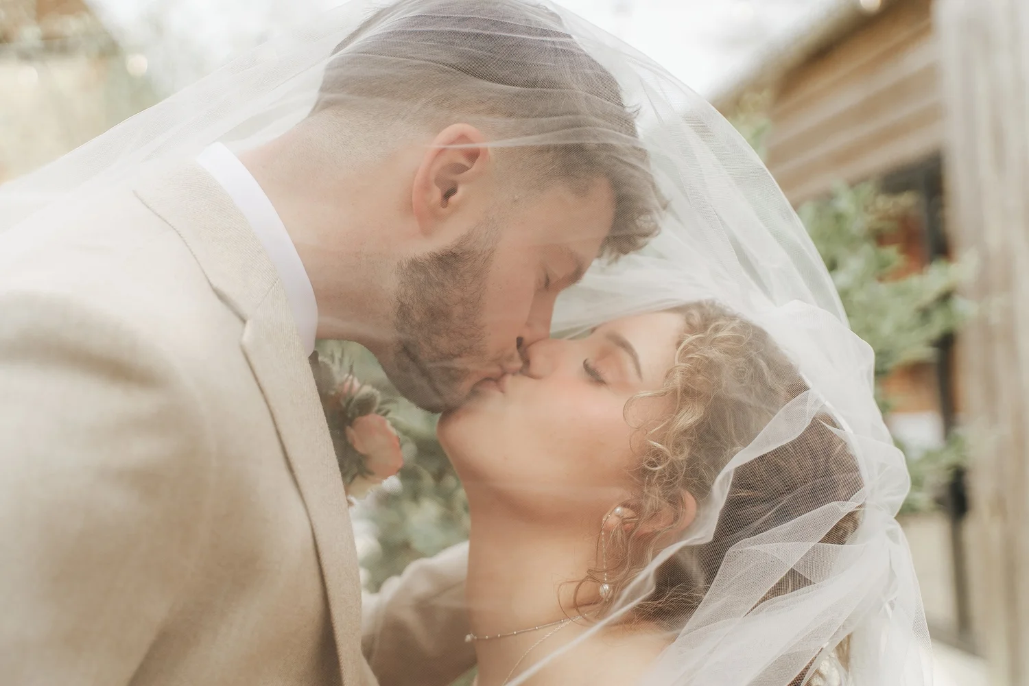 Jacob and Amelia wedding photograph DSC01570