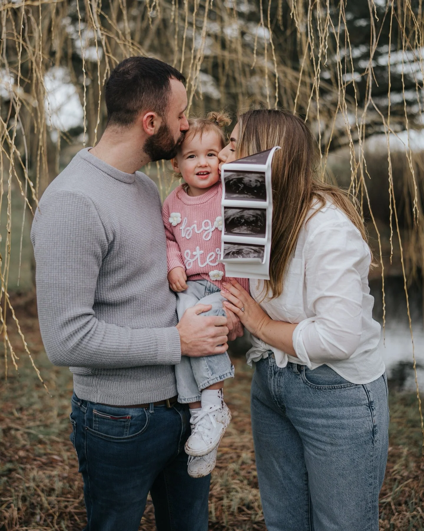 We had the absolute pleasure of capturing this special baby announcement 🕊️

&bull;
&bull;
&bull;
&bull;
&bull;
#sussexweddingphotographer #babyannoucmentphotography #maternityphotographersussex #sussexmaternityphotograher #westsussexweddingphotogra