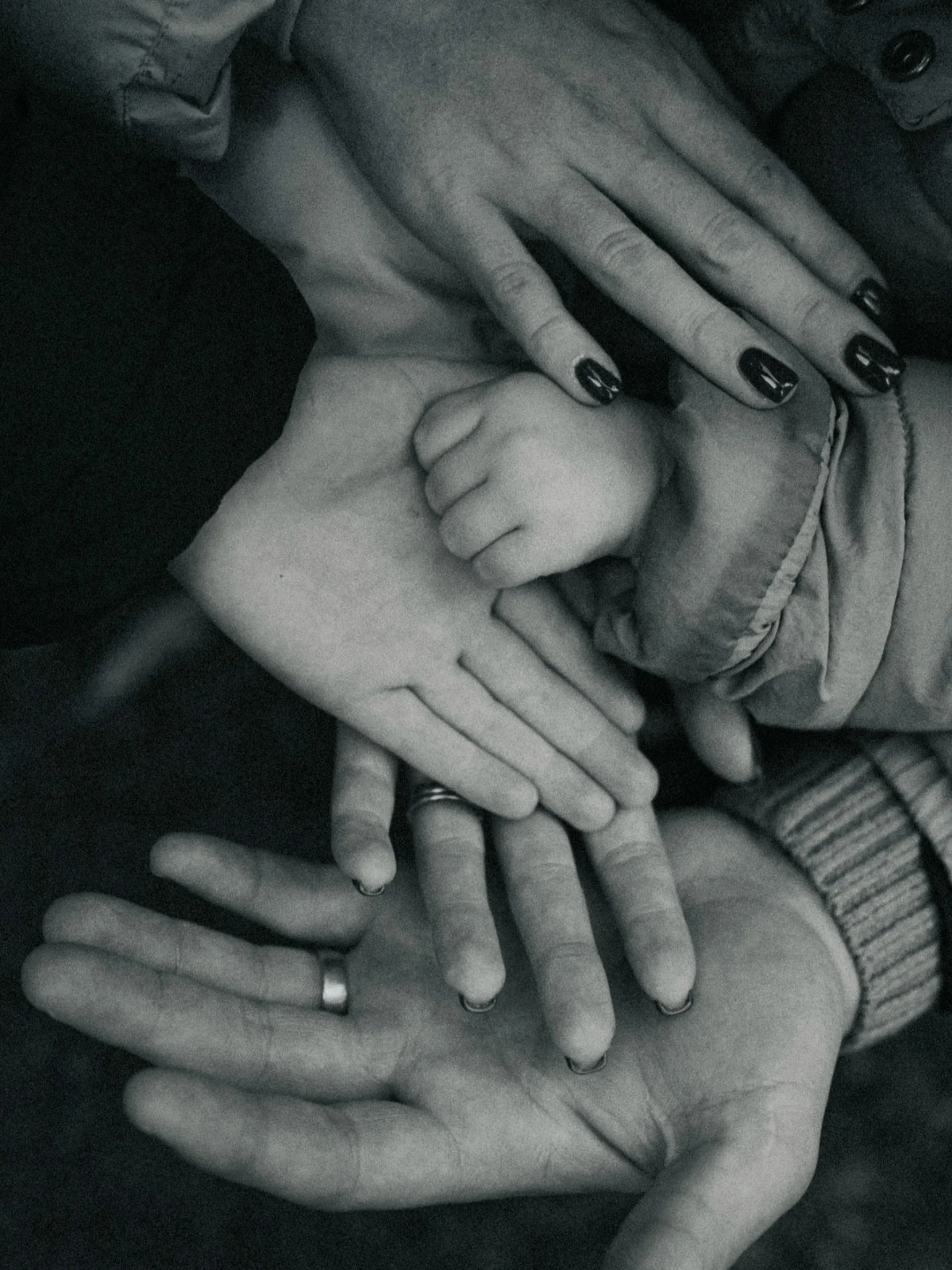 I love this shot we got from a spontaneous family photoshoot we captured recently 😍