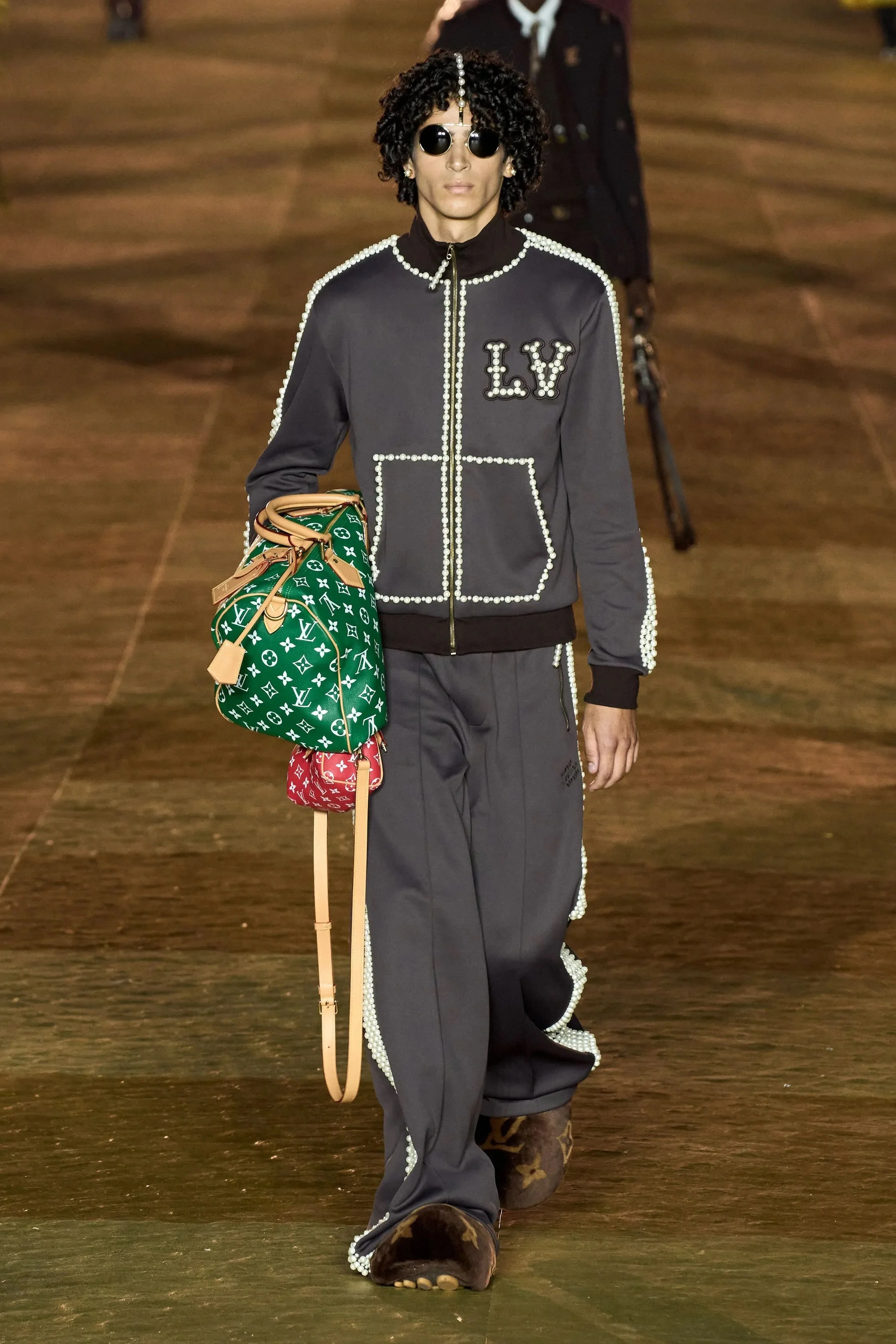 00055-louis-vuitton-spring-2024-menswear-credit-gorunway.jpg