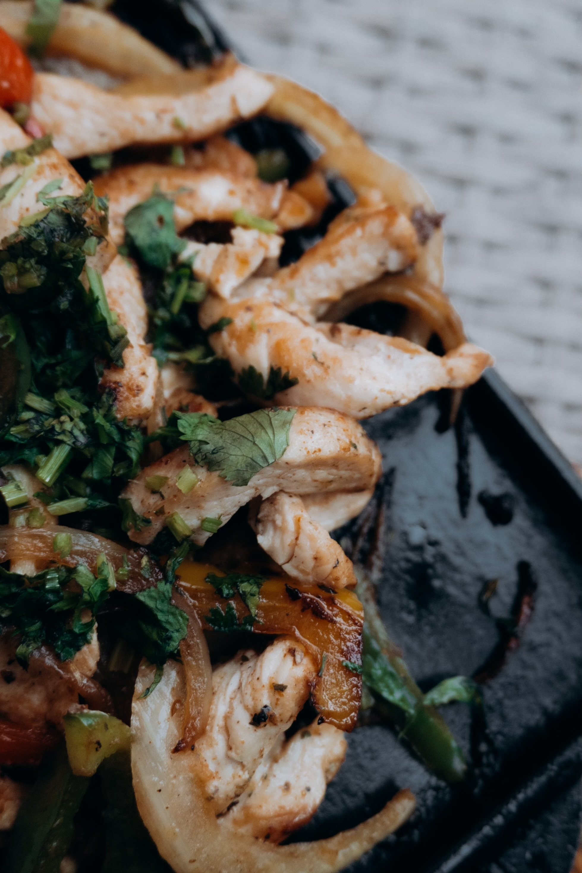 side view chicken fajitas.jpg