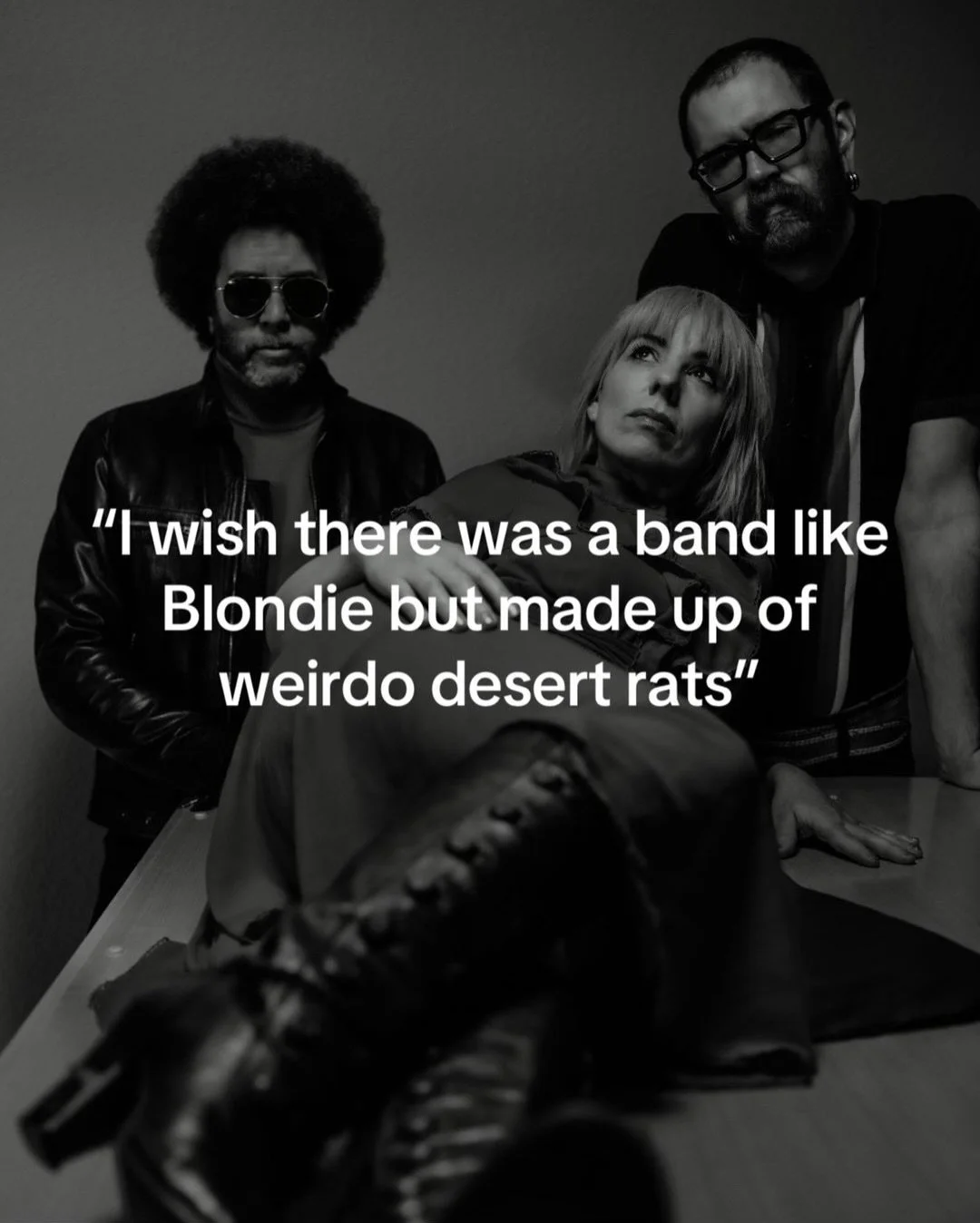 Weirdo synthpop peeps rise up! 🪩🐀🎶

1st 📸 by @el3errolcolandro 
2nd &amp; 3rd 📸 by @philtaniphoto 
 
#blondie #synthpop #indiemusic #indieband #davidlynch