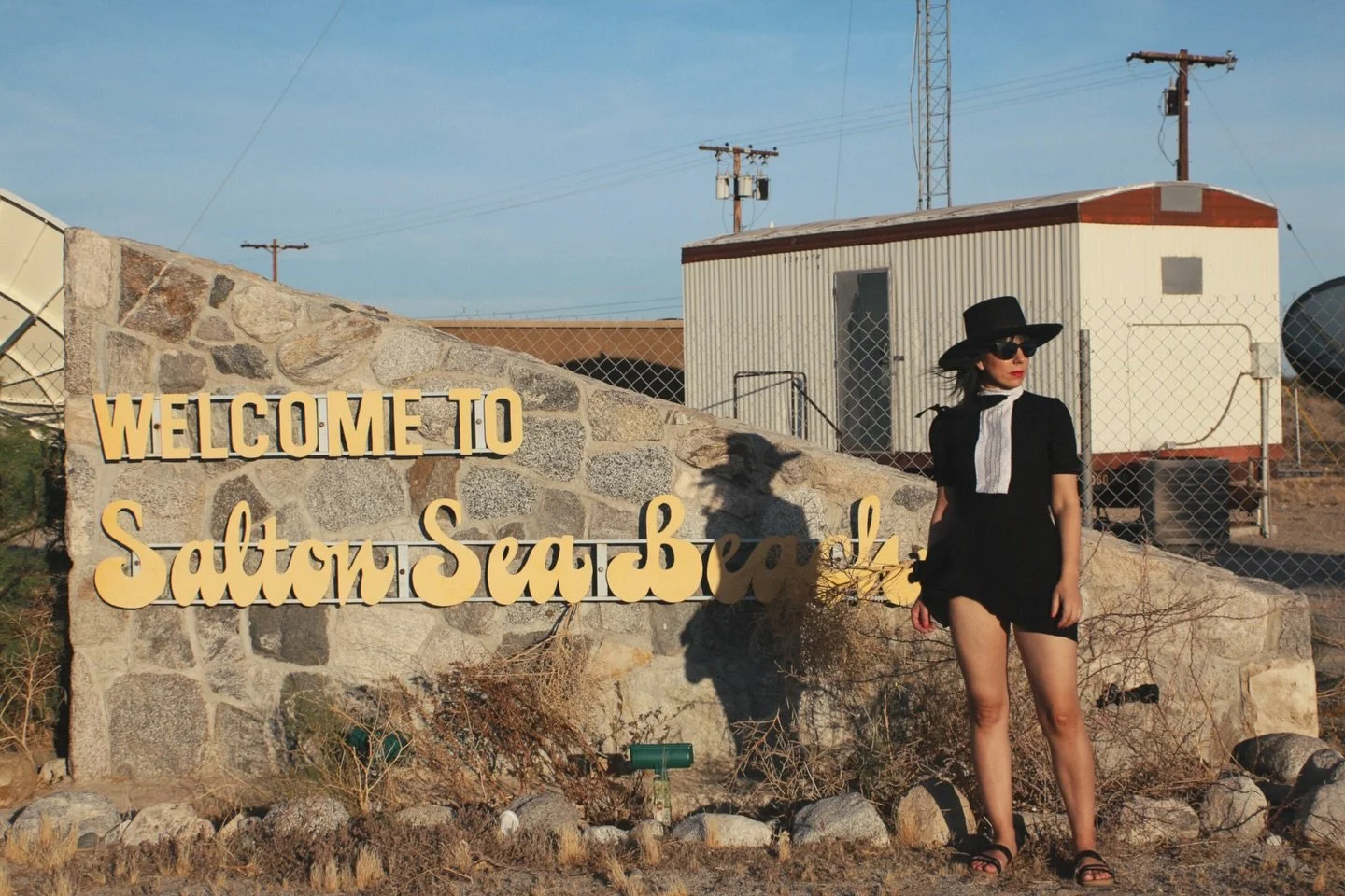 Flashback to the day in 2019 when we traveled to the Imperial Dunes to shoot our first album cover.

It was so windy and cold and we shot it ourselves&hellip; not so easy.

But we did it! Gotta love being diy 💪

Here are a few outtakes from that day