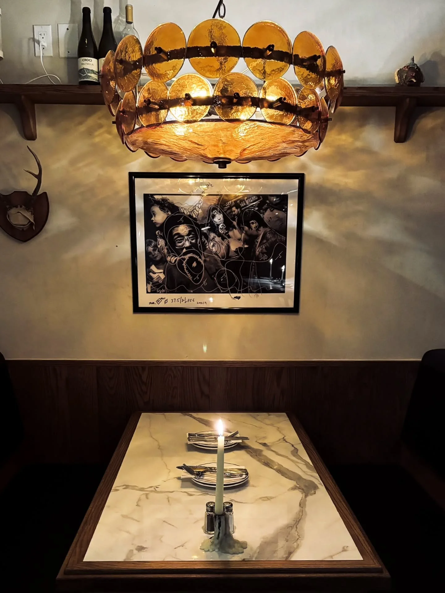 Experience The Butcher Bar&rsquo;s signature atmosphere this holiday season.  Intimate, welcoming, and centered around quality.

Enjoy original handcrafted cocktails and a delicious menu featuring dishes prepared with care and intention.

Book today 