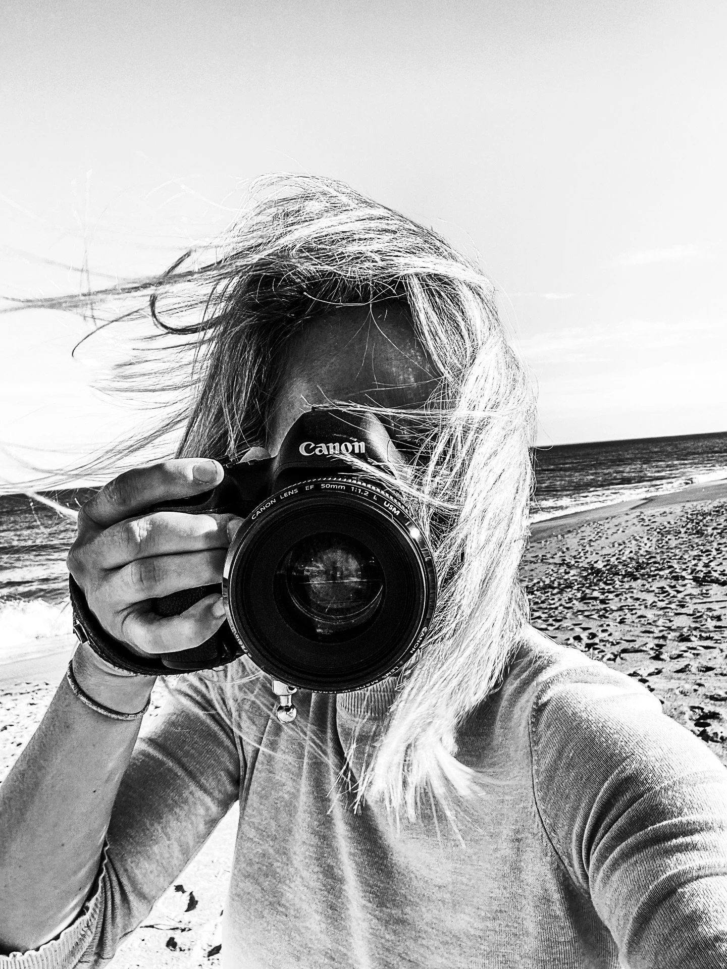 I picked up a camera for the first time in a darkroom in 2003.

Rich blacks. Stark whites. No color. No noise.

Just light and shadow and what lives between them.

I grew up visually on the kind of photography that made you feel something in your che