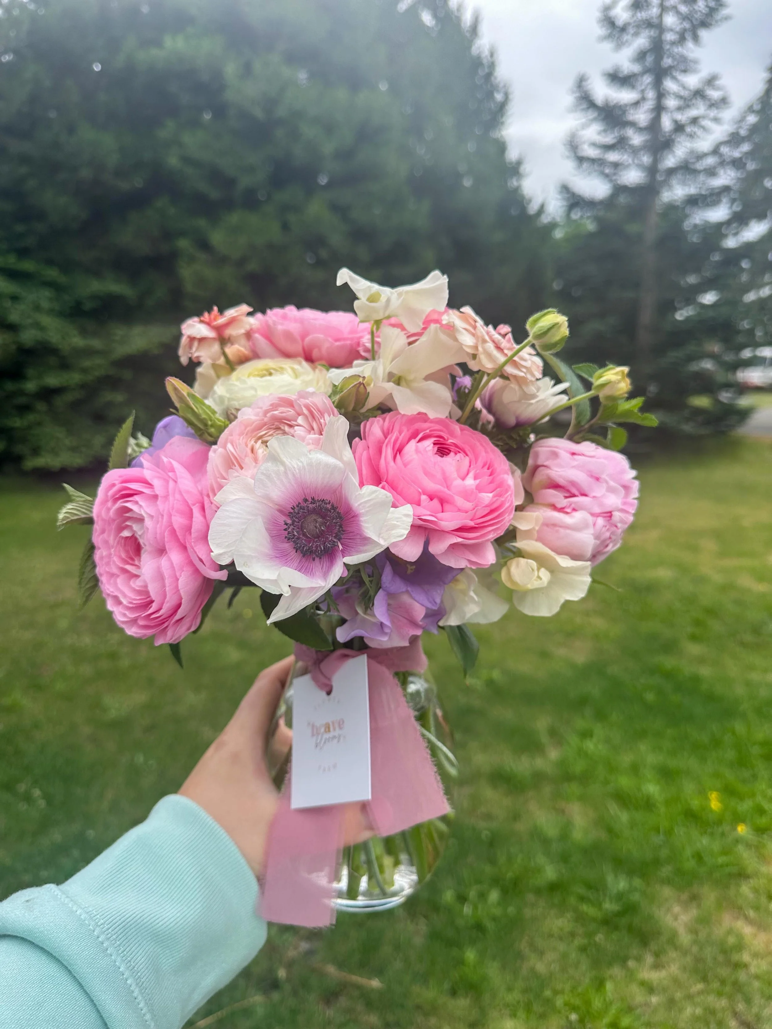 I love spreading joy with flowers! ✨

Each week during the season, I&rsquo;ll be delivering a bouquet to one local business that helps make our community so special.

Comment your favorite Thurston County business below and tell me who you think dese