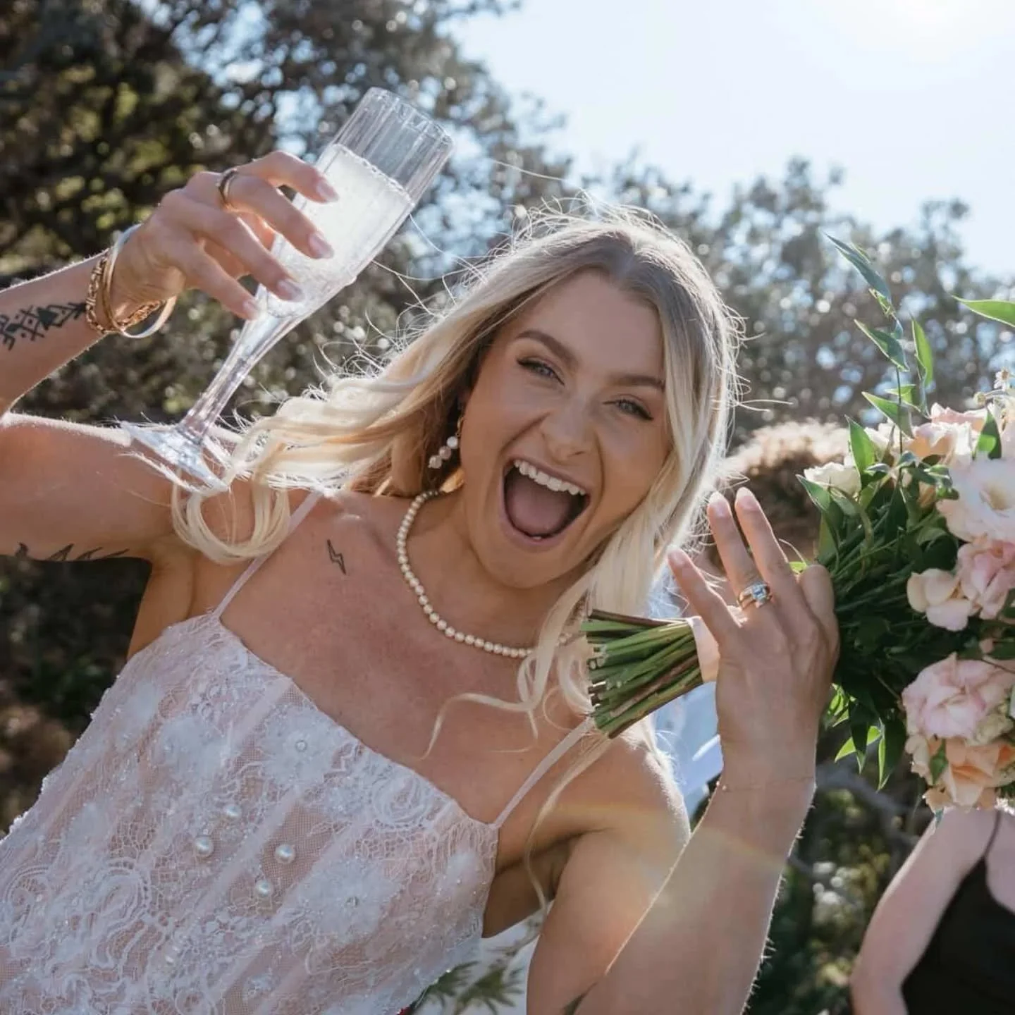 E X U B E R A N T  H A P P I N E S S 💕 

D&amp;T 

Photographer ~ @bygemma.photography 
MUA ~ @laurabell_beauty 
Hair ~ @samshaironsunset 
Florist ~ @lotusfloralstudio 
Dress ~ @astonbridal