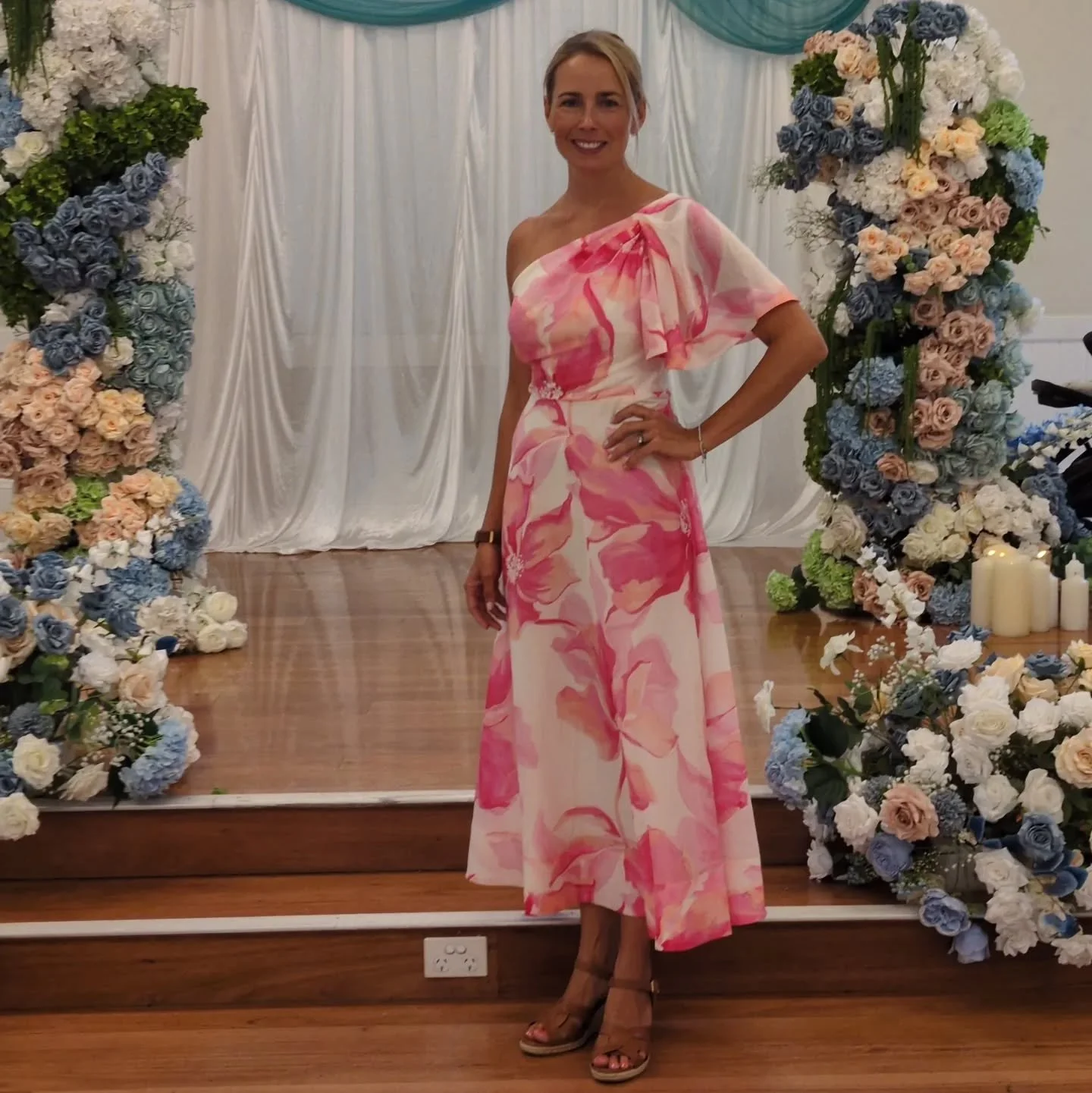 HAPPY  V. DAY  L❤️VERS 🌹