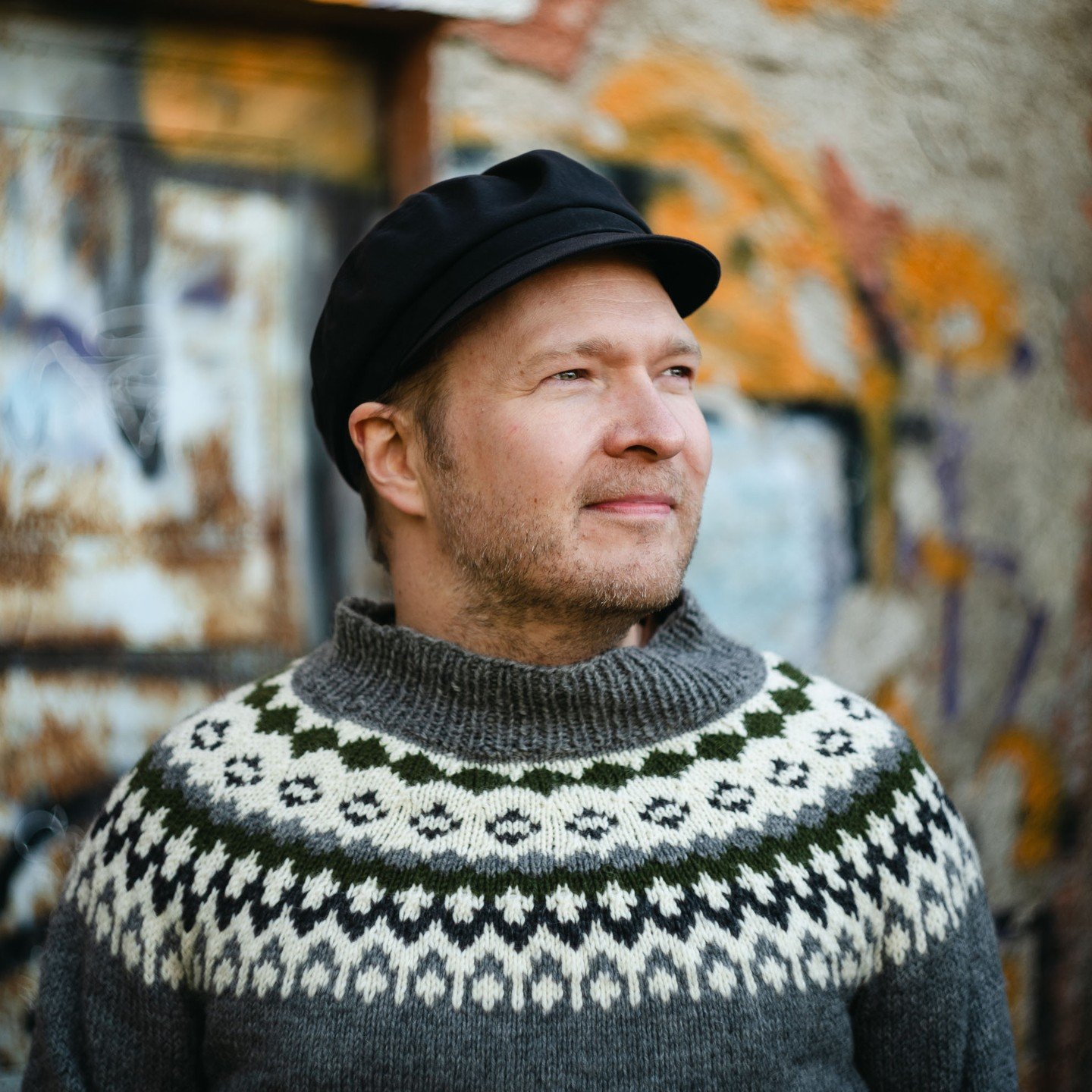 Onnistuin tekem&auml;&auml;n nettisivut ja nyt ne on julkaistu. Hienot niist&auml; tuli! L&ouml;ytyv&auml;t t&auml;&auml;lt&auml; https://www.mattisakari.net/. K&auml;yk&auml;&auml;p&auml; kurkkaamassa! 🔥👏 @nikojouhkimainen otti valokuvat, kiitos! 