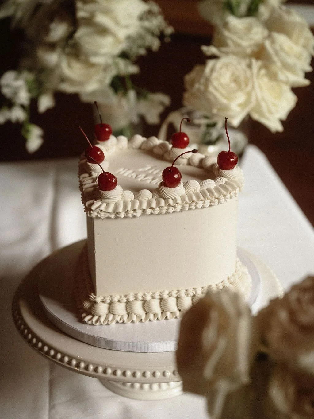 I came for the cake. I was also contractually obligated to attend, but I came for the cake.
Joking aside, it was an amazing day celebrating J + M tying the knot, the cake was among many great parts that made their day so special!
Cake: @kakebydarci