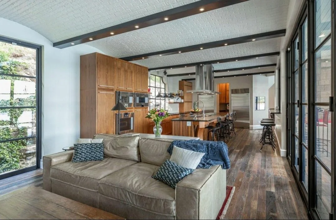 Screenshot_20210712-220406_Zillow.jpg