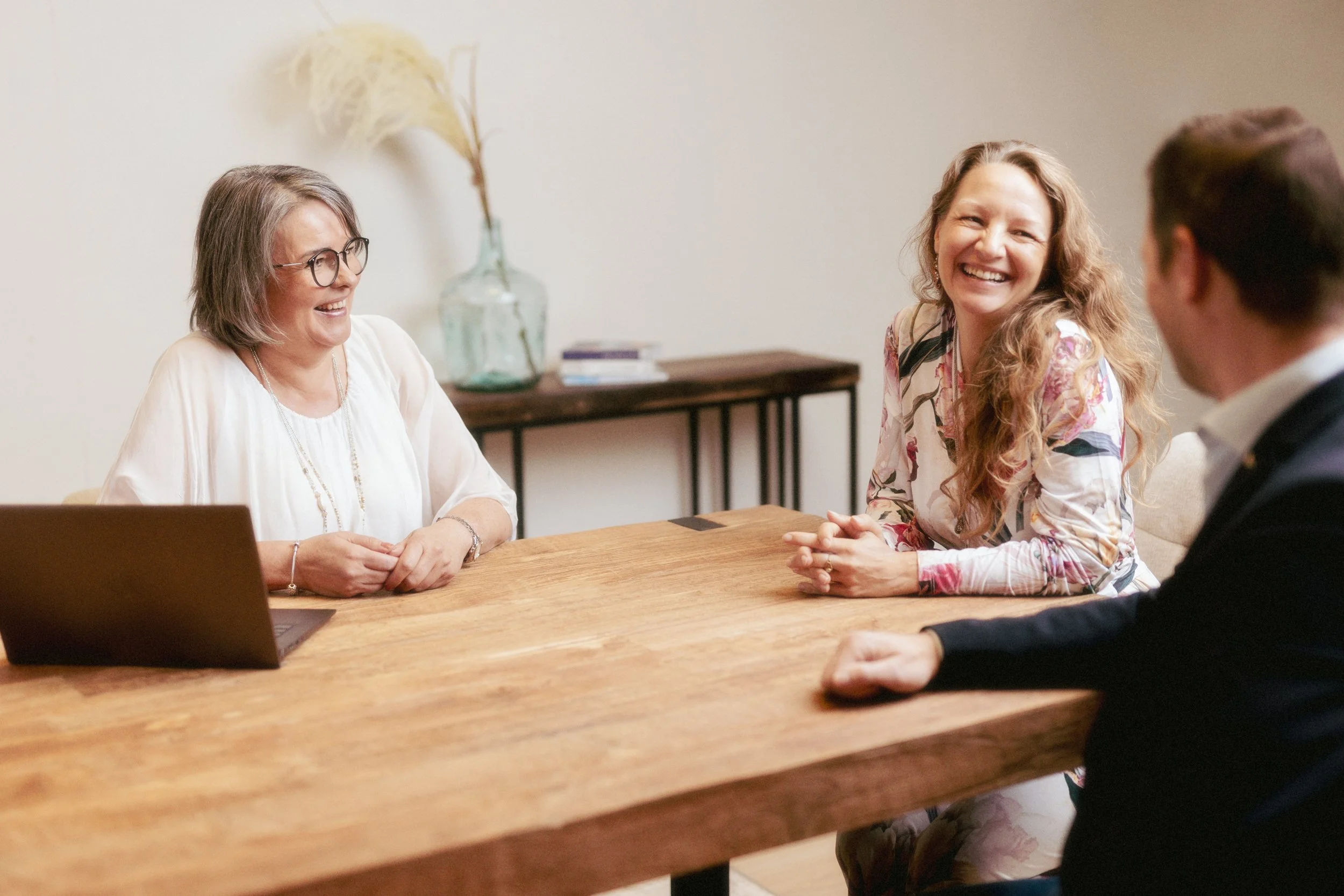 Vuorovaikutus työyhteisössä.