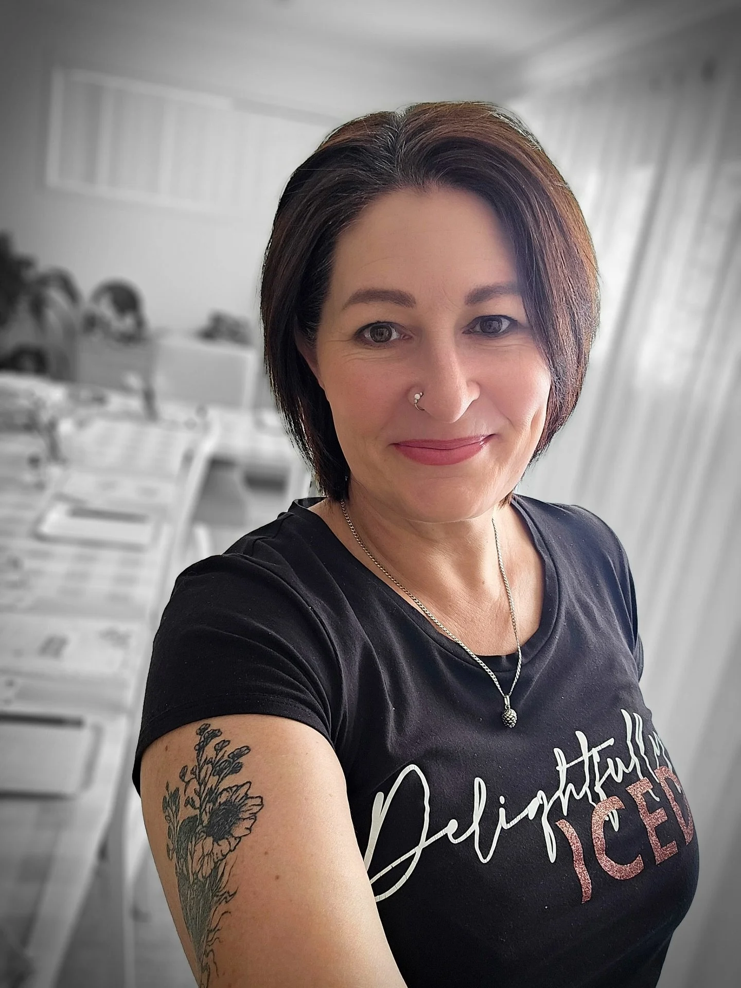 Super excited to share - We have joining the @cookieretreats Teaching Team for 2026 is Gorgeous Tess from @delightfully_iced 

&ldquo;Hi, I&rsquo;m Tess, the slightly obsessed cookie artist behind Delightfully Iced! 

What started as a desperate atte