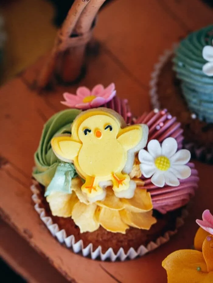 Easter Gorgeousness from @mamabears_kitchen 
 100% Cupcake Retreats Hosted by @melooau #cupcakeretreats #mamabearskitchen #communityovercompetition