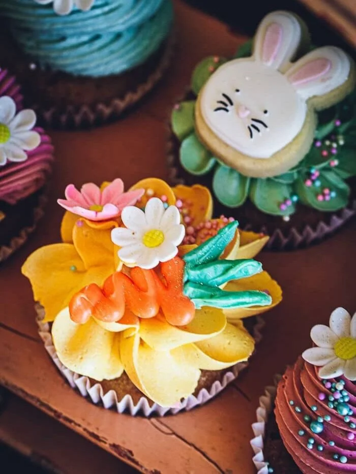 Happiest of Easter to you all. May your day be filled with Gratitude and Joy.

 100% Cupcake Retreats Hosted by @melooau #cupcakeretreats #mamabearskitchen #communityovercompetition #thecupcakefloristry