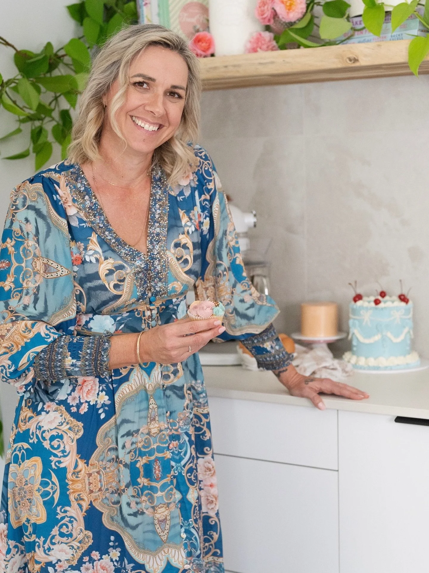 Our VIP guest for 2026 is Gorgeous Rach from @cakeheartcakes, apart from being a one of the fabulous teachers from Cupcake Retreats 2025, Rach is one of the most beautiful souls who has an incredible creative talent. #cupcakeretreats #cabaritabeach #