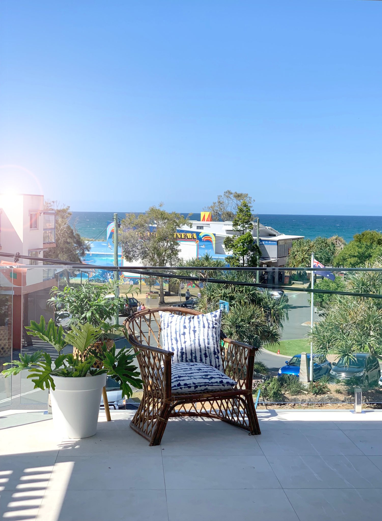 balcony_10.jpg
