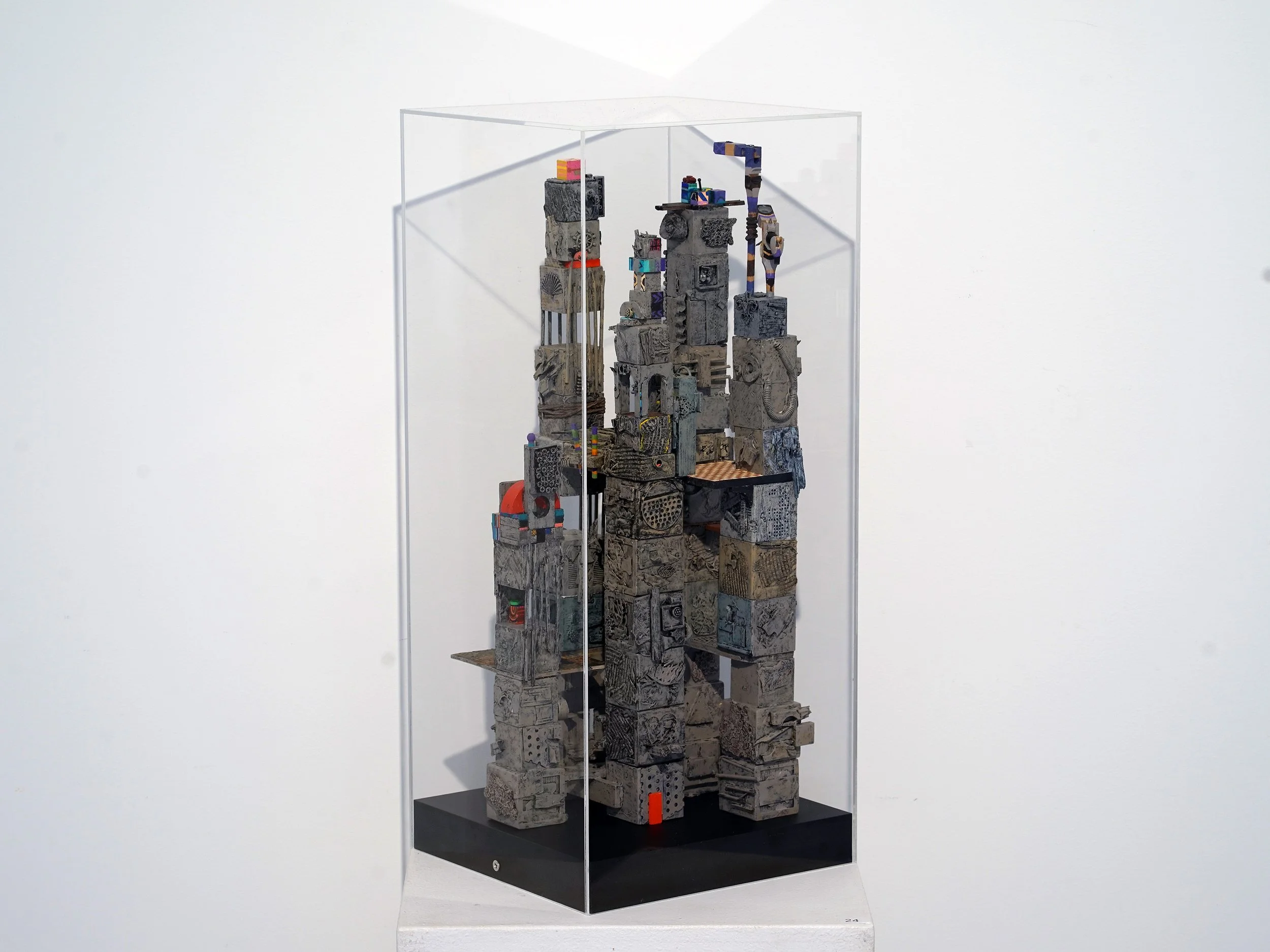 Cat on a Hot Tin Roof, 2025