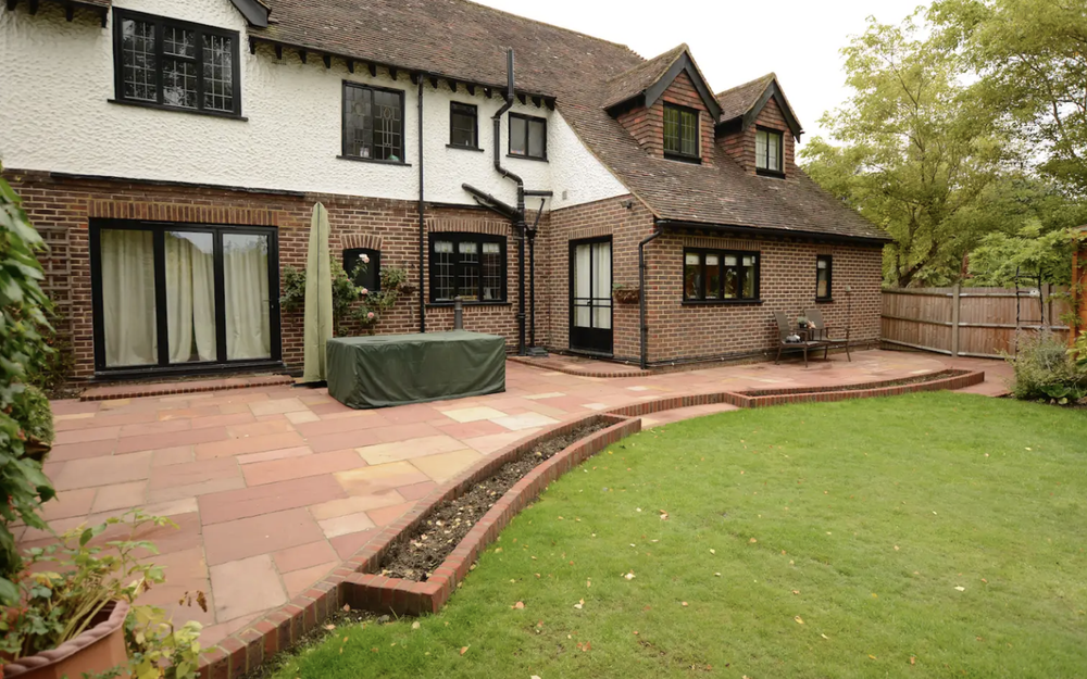 sandstone patio paving