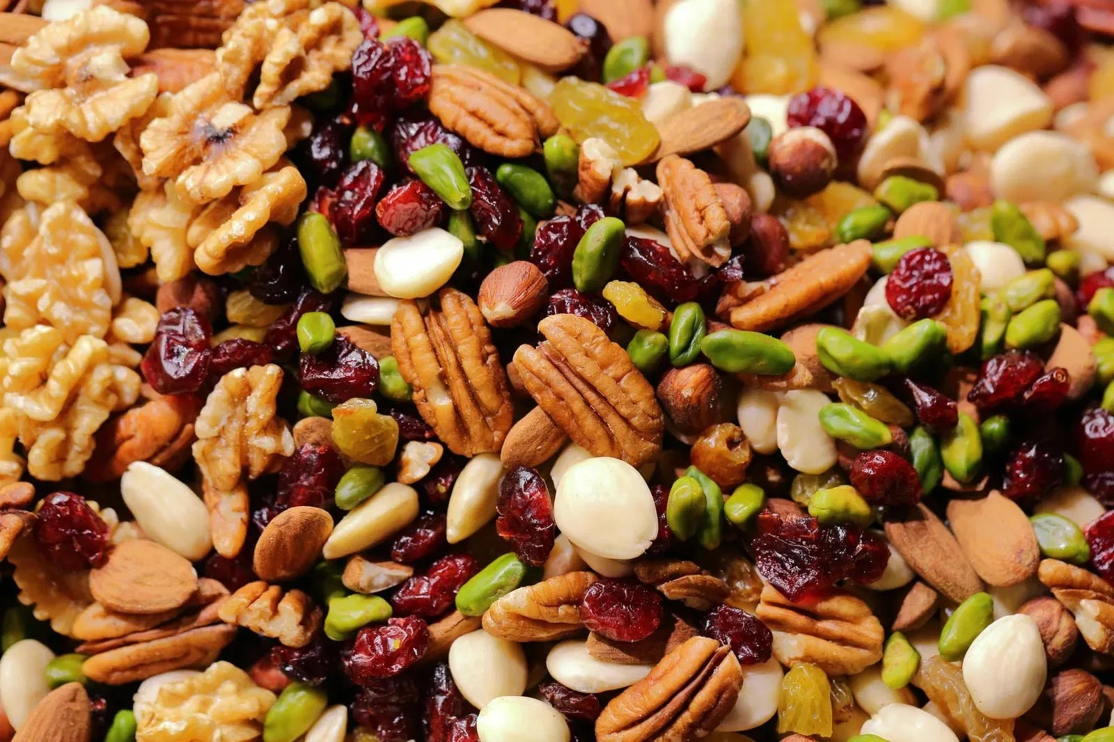 Mélange de noix, graines et fruits secs.