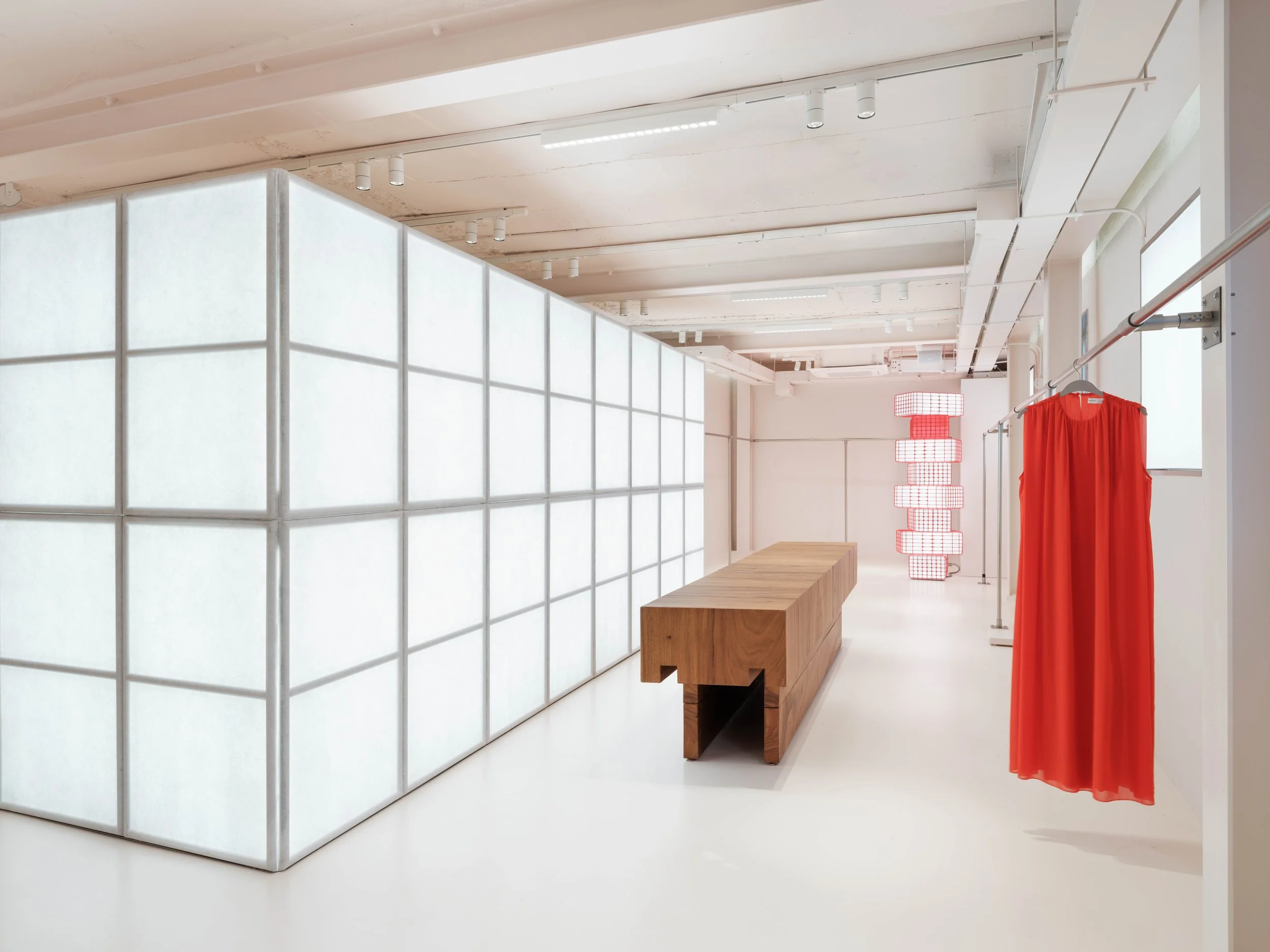 H&M Seongsu Interior_3F 5 b.jpg