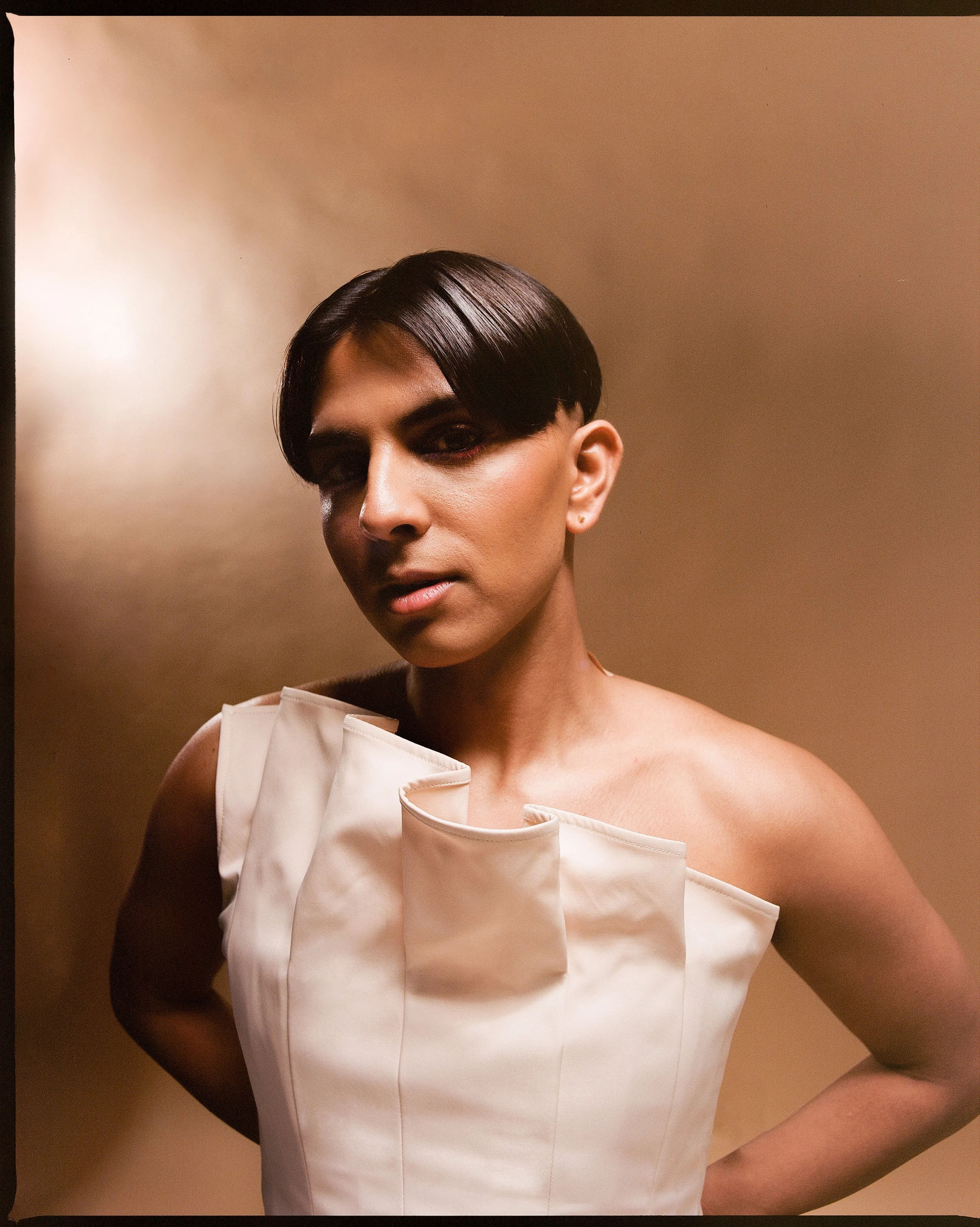 London Headshot and Portrait Photographer ©Sèverine Howell-Meri