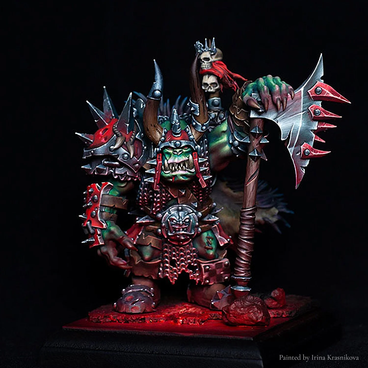 Painted Old School Orc Warlord miniature in 28mm scale, designed for 3D printing. This brutal fantasy orc hero showcases sharp armor details, dynamic pose and classic proportions inspired by traditional wargaming armies. Fully pre-supported STL for h