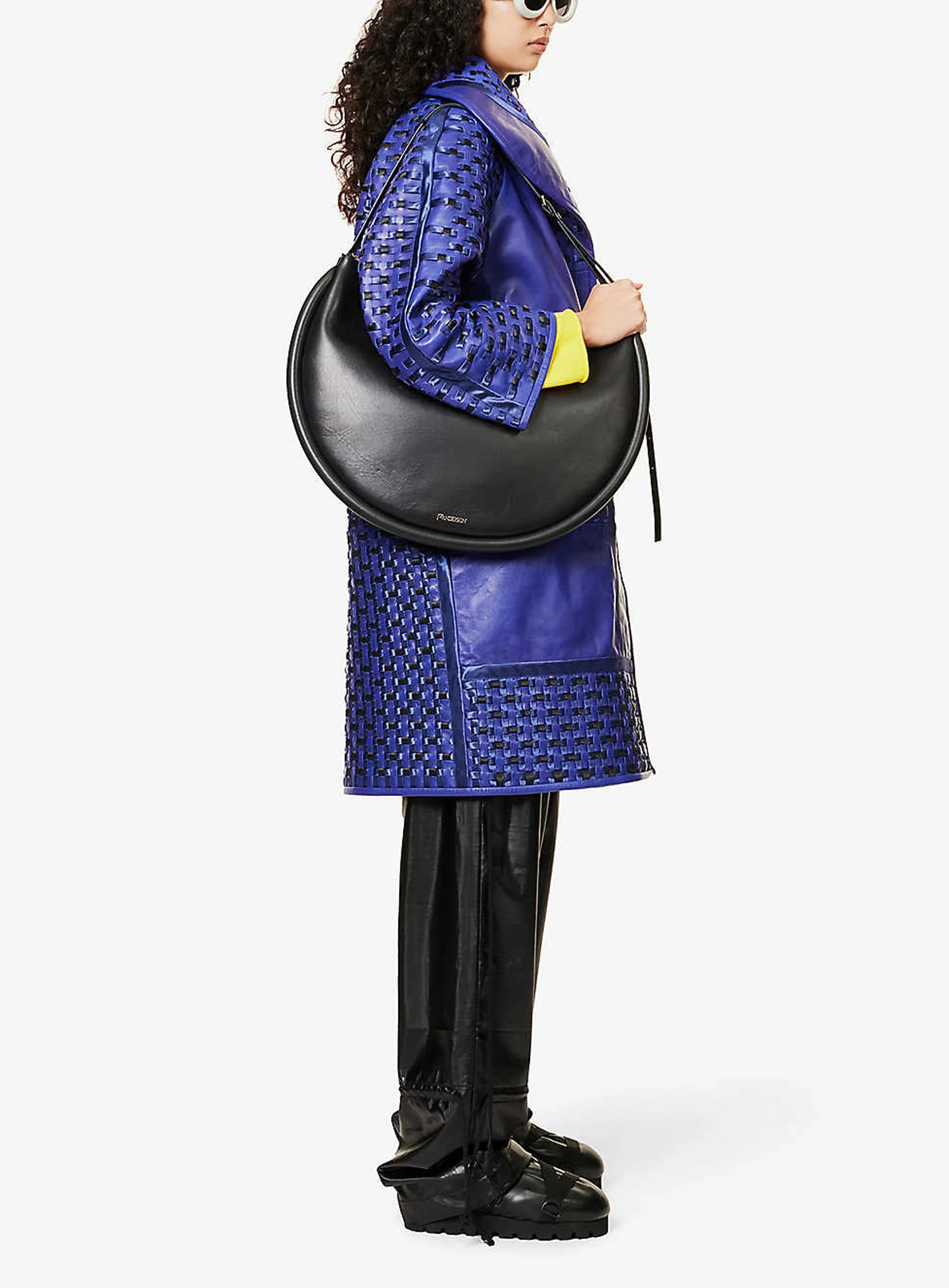 MartinaSpetlova-Coat-Blue-Handwoven-Jacket-Multicolored-Sustainable-Leather-5.jpg