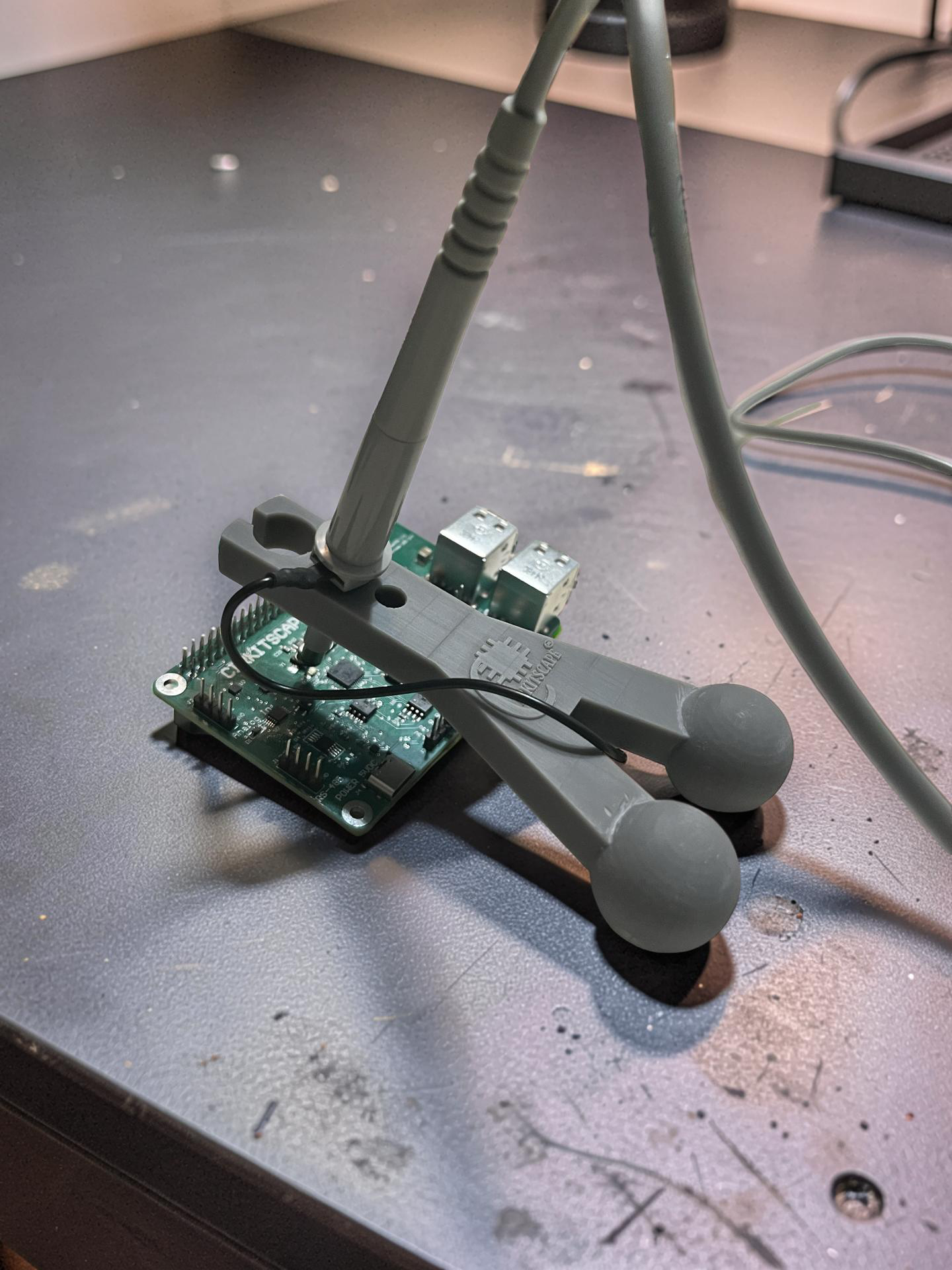 Oscilloscope Probe Holder front view