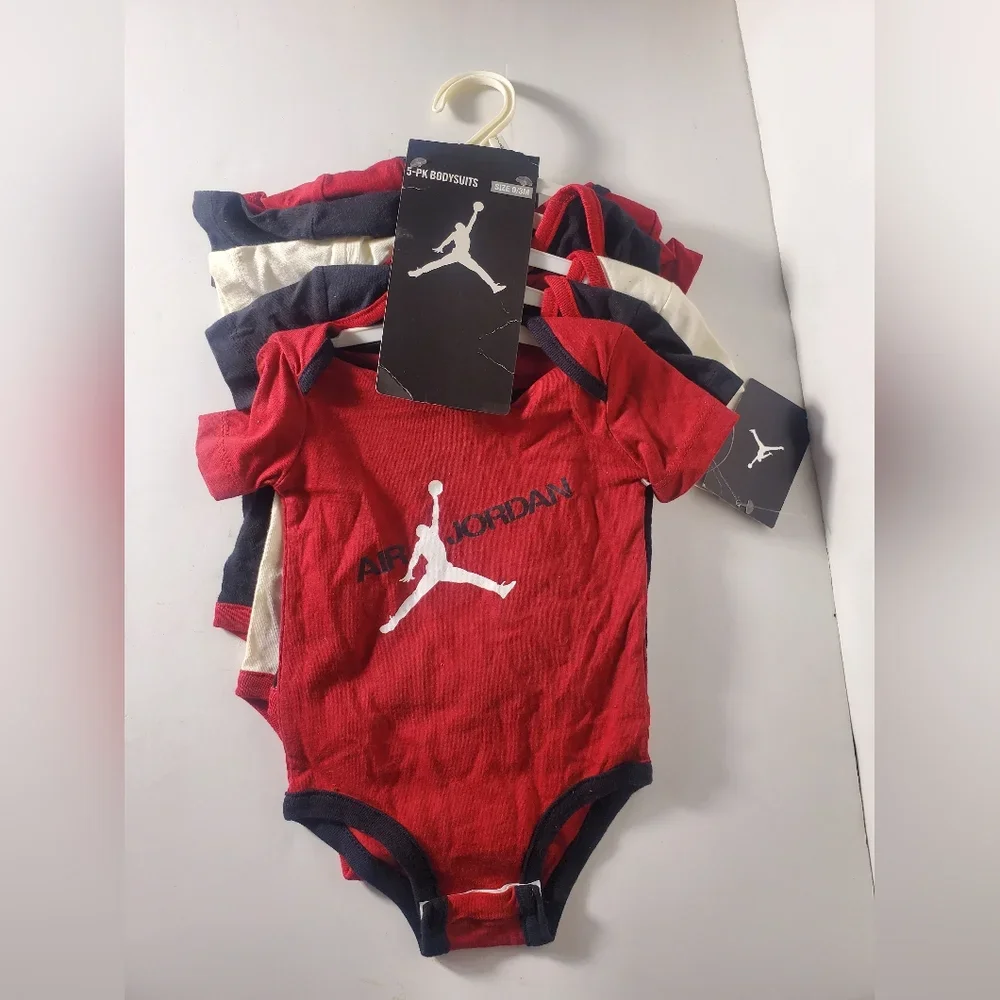New Red, Black, White Infant 5 Pack Bodysuits Size 0/3 Months