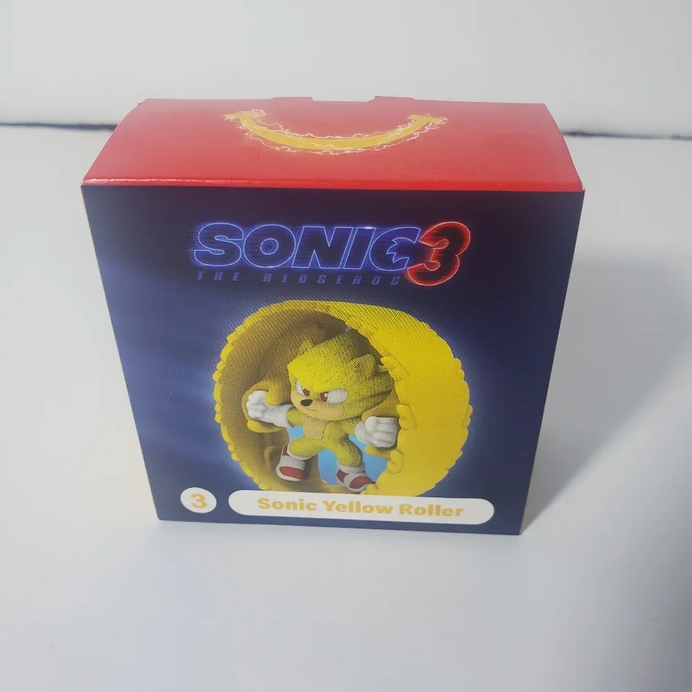 New Sonic The Hedgehog 3 Collectible Sonic Yellow Roller Figurine
