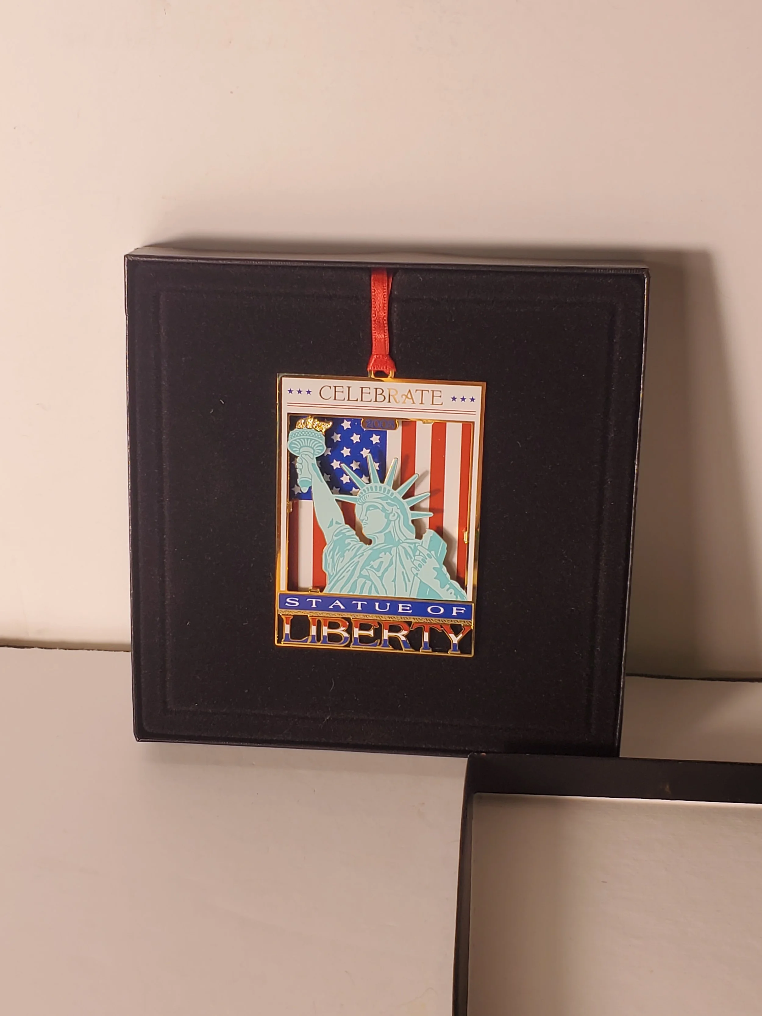 2006 Liberty’s Crown 120th Anniversary Statue of Liberty Limited Edition Ornament With Box