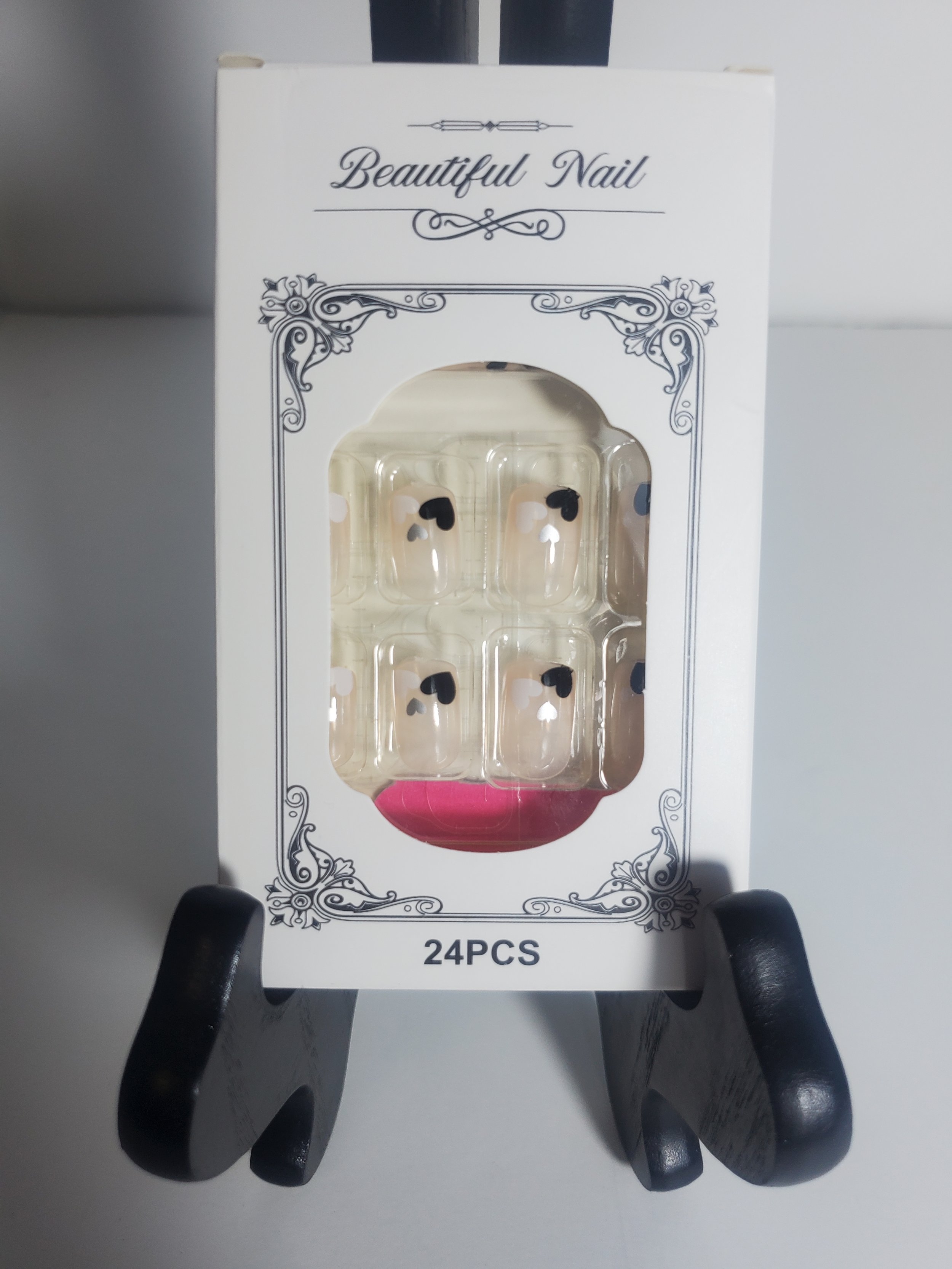 New 24 Piece White And Black Clear Hearts Nails Beautiful Nail Press Ons Small