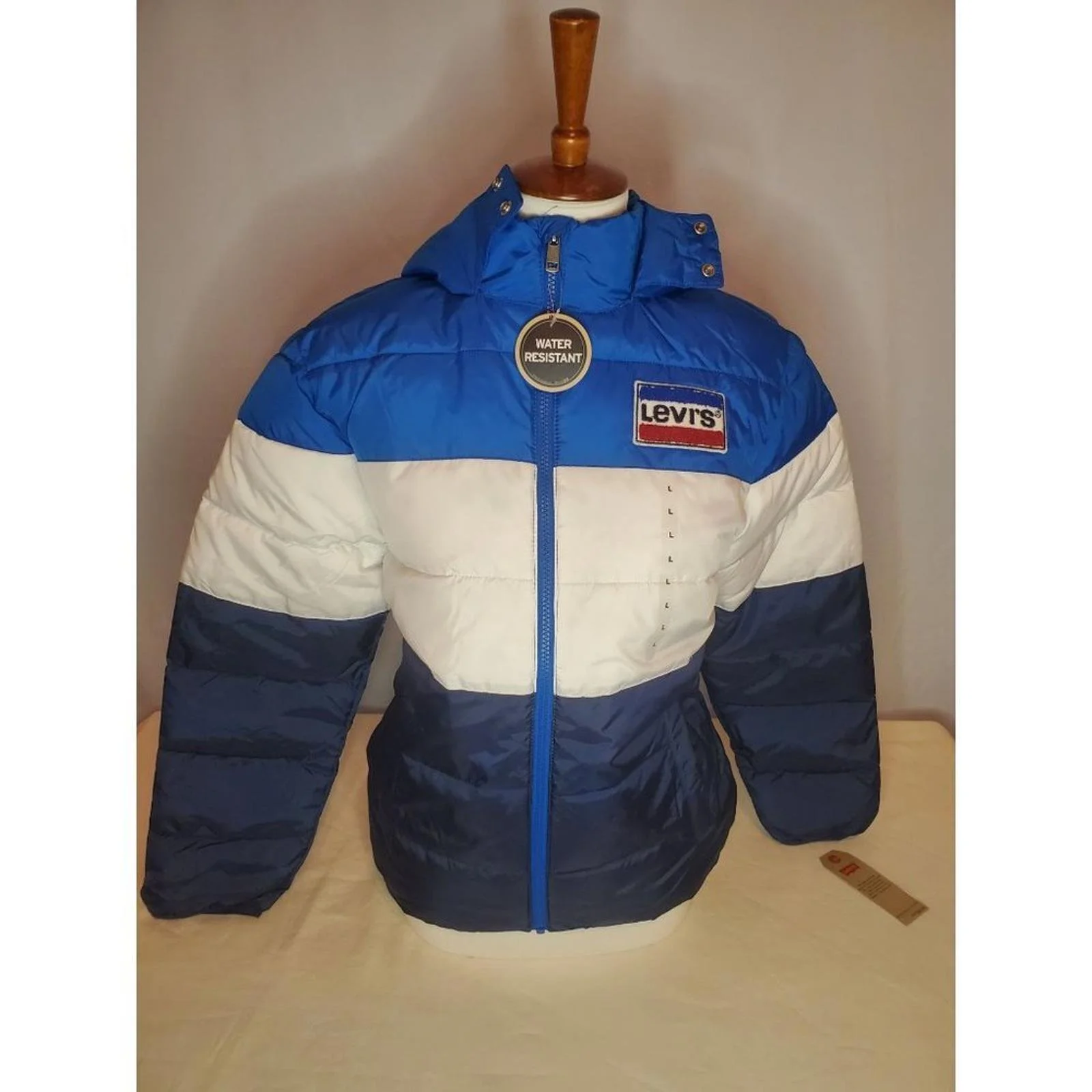 New Boys' Big Puffer Jackets Blue/White/Navy Size Large