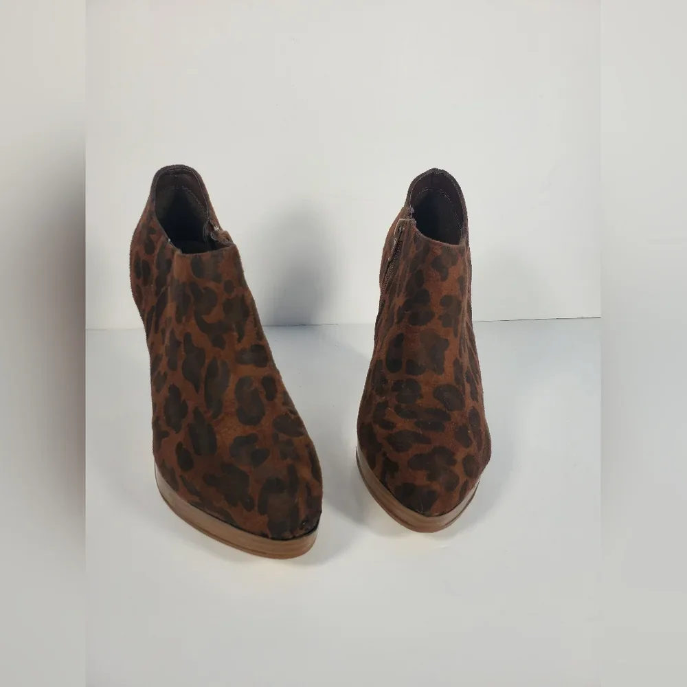 Pre-Owned Women's Cheetah Print Delicioso High Heels Size 6.5