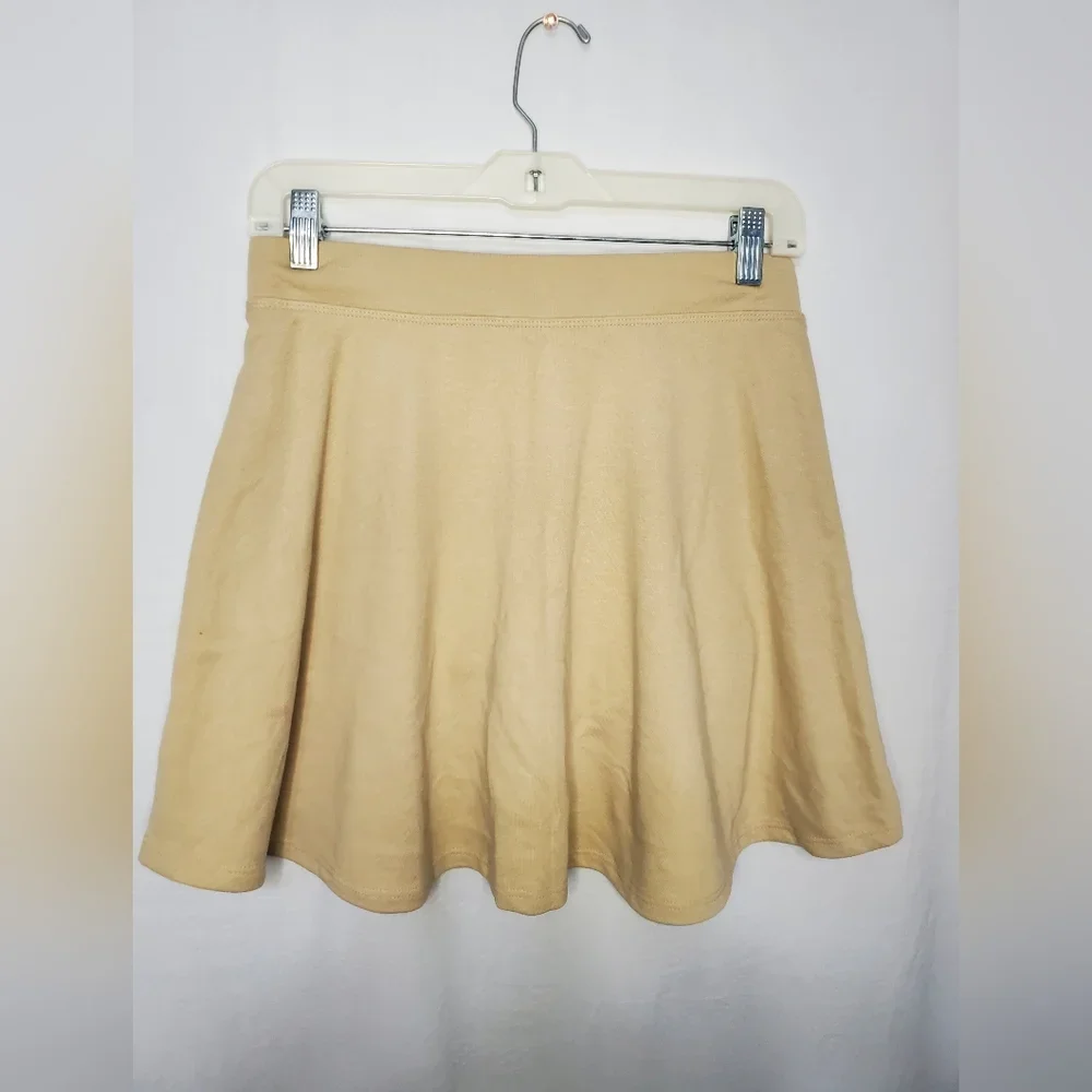 Pre-Owned Juniors Tan School Skort Size XXL /TTG/16
