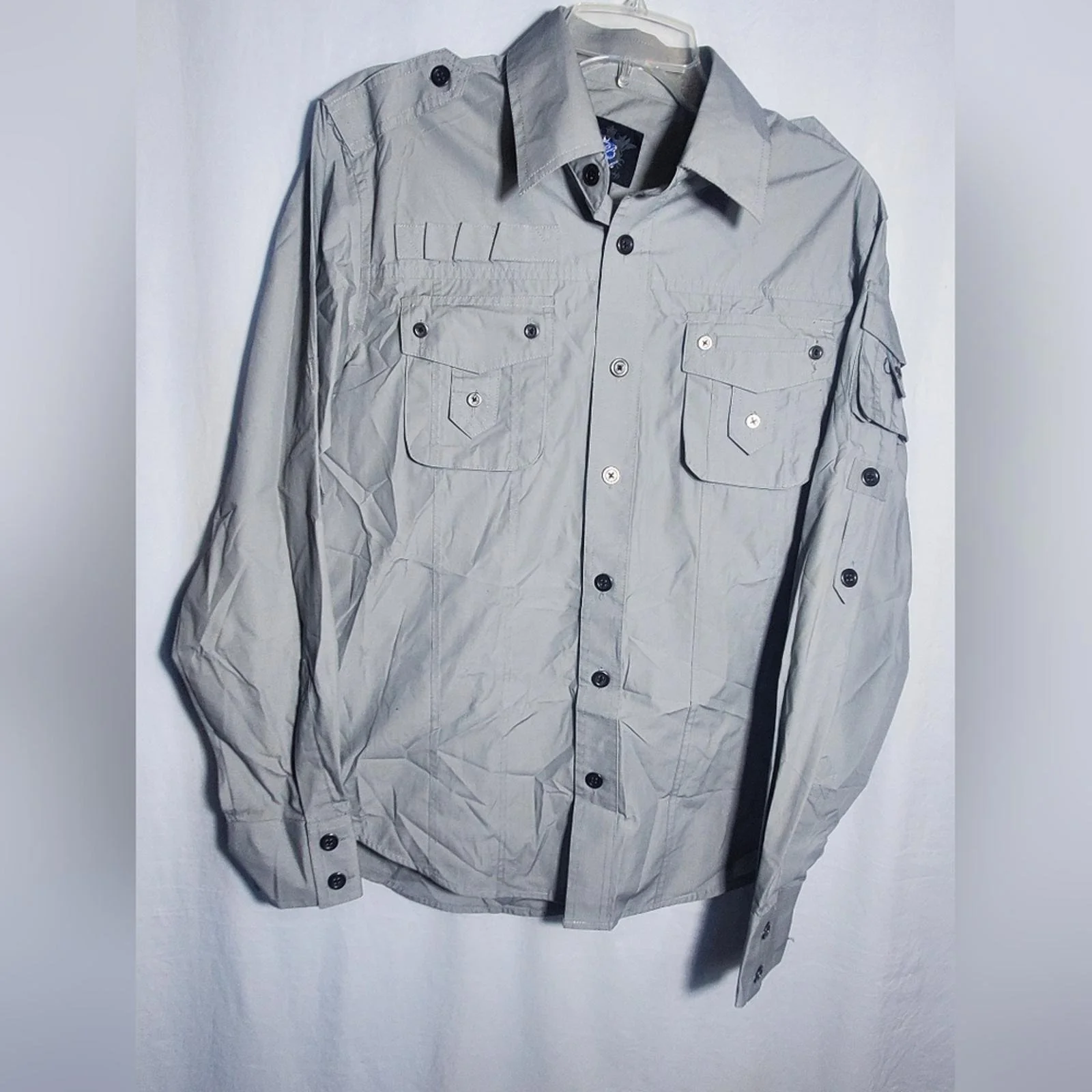 NWOT Grey Men’s Down Dress Shirt Size Medium