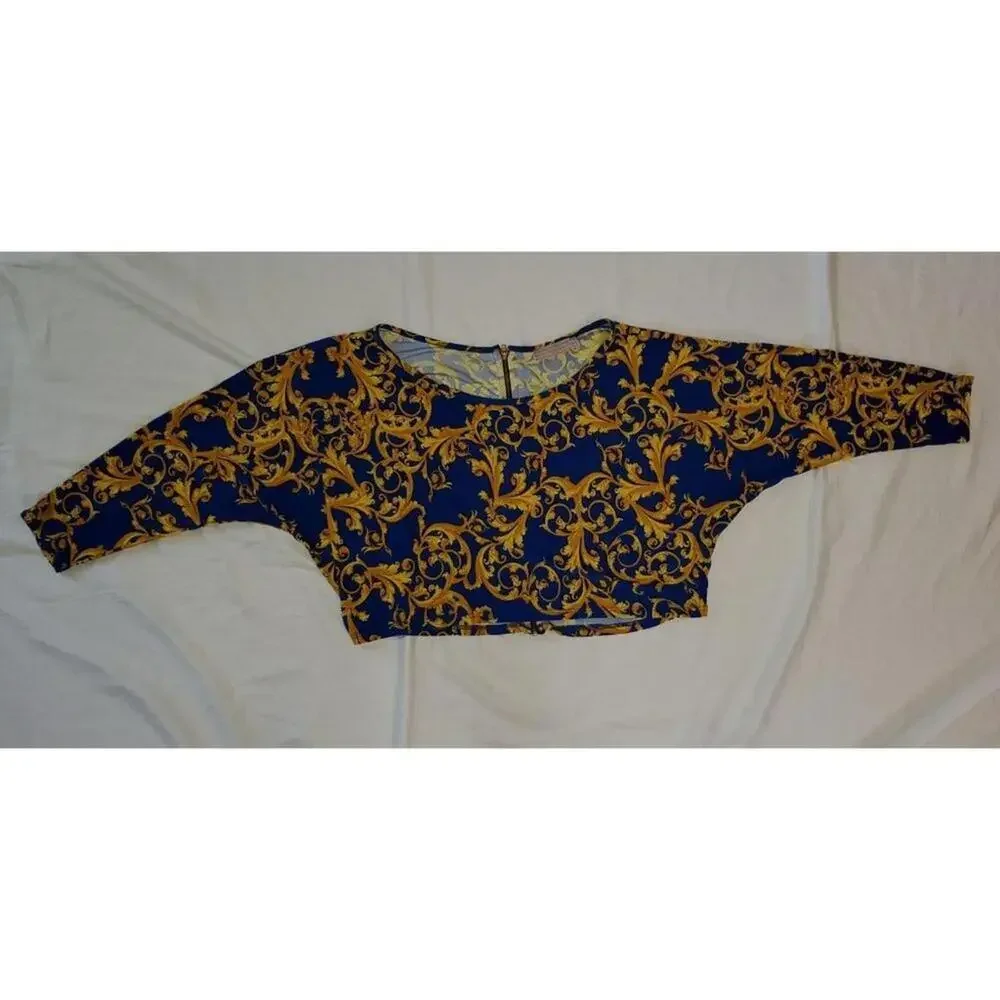 Pre-Owned Audrey 3+1 Blue with Gold Design Zipper Back Closure Crop Top Size Medium