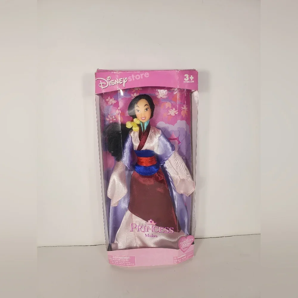 Vintage New Princess Mulan 2005 Figure Original