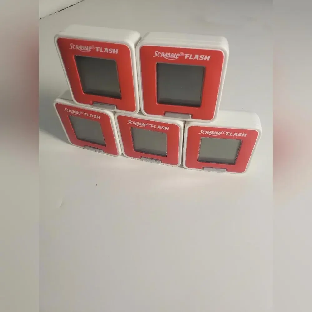 Pre-Owned Five Flash Electronic Game Replacement Pieces Case Tested Working