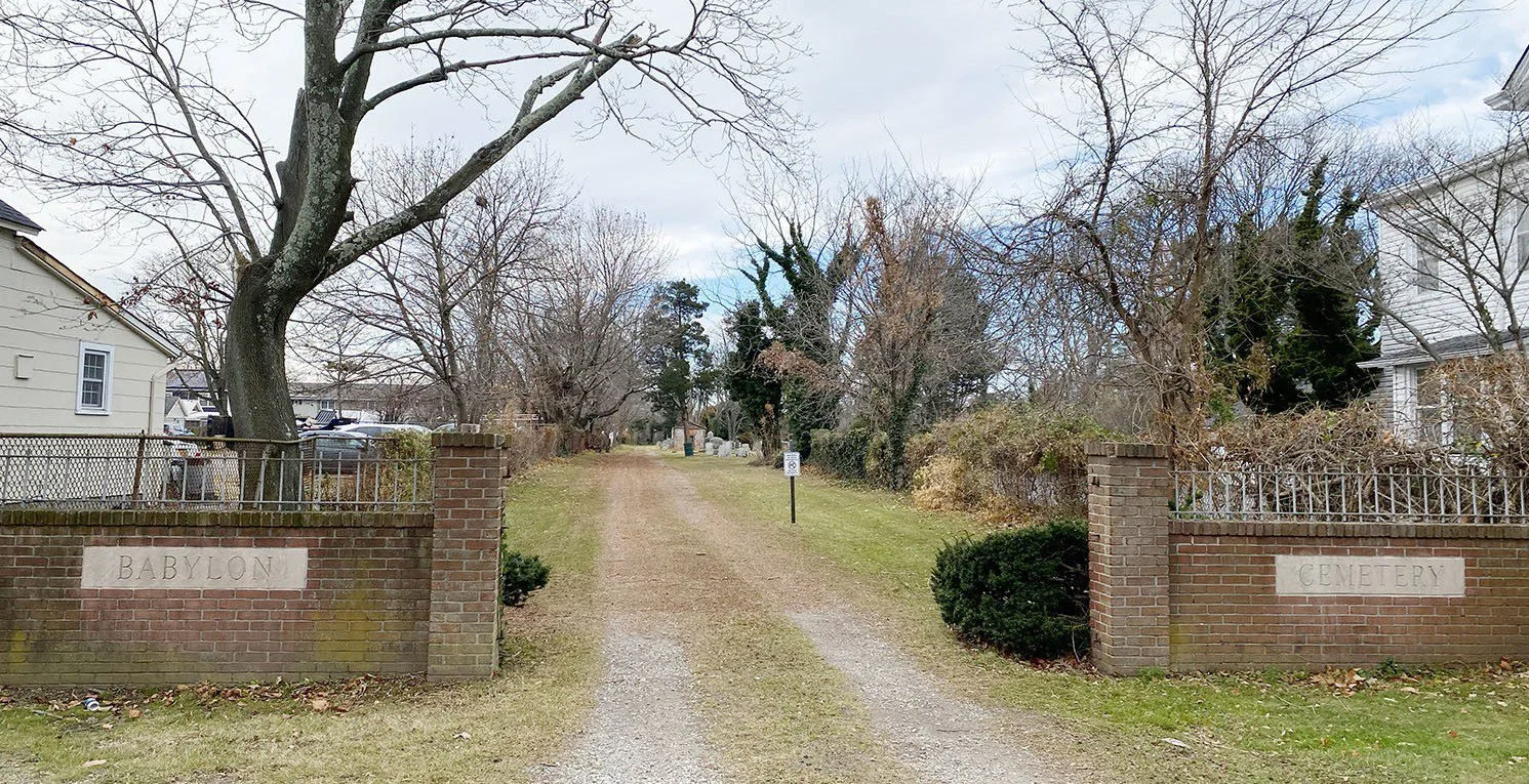 Babylon Cemetery