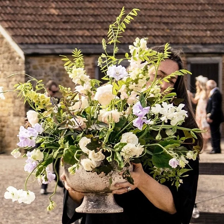 Looking forward to brighter days of sweet peas and roses 

Picture @helenwilliamsphotography