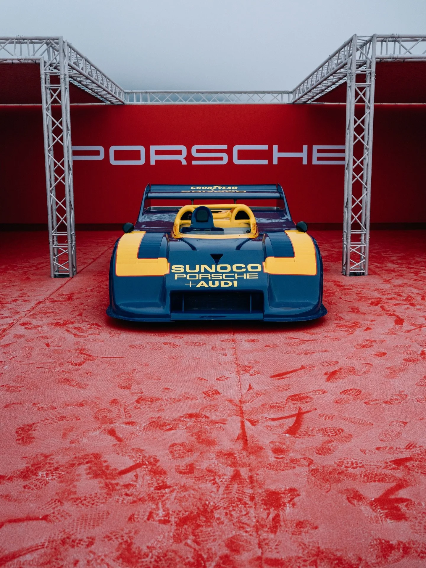 FAAAT 26 ❄️🏎️ @fat.icerace 

#bentley #porsche #icerace @bentleymotors @porsche @porsche_de