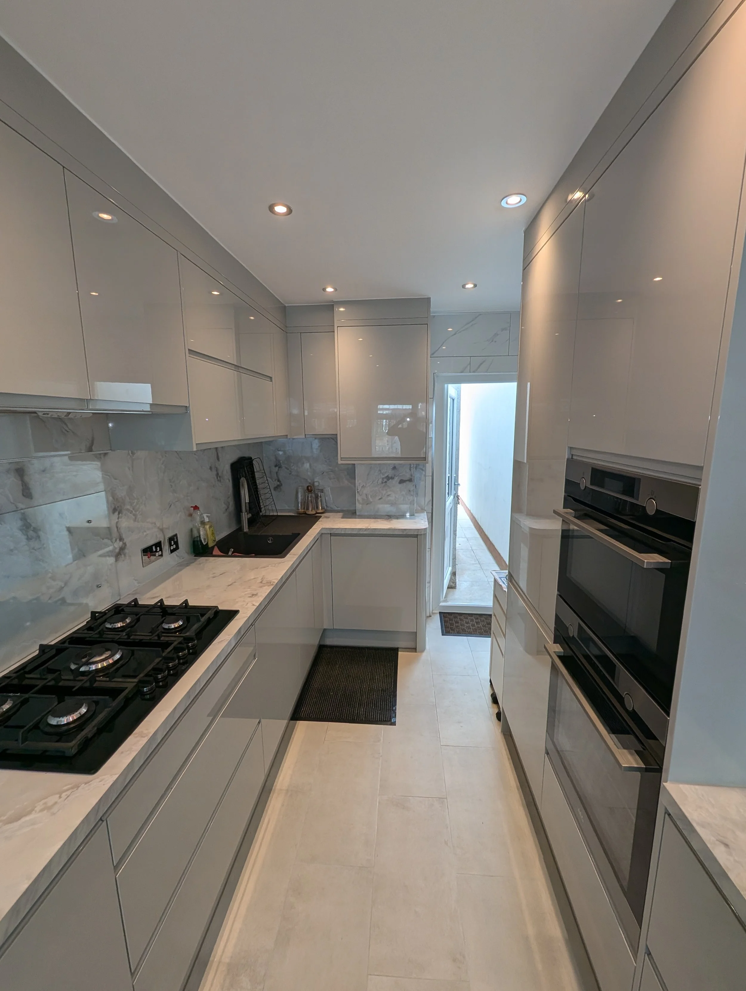 fit-to-perfection-kitchens-narrow.jpg