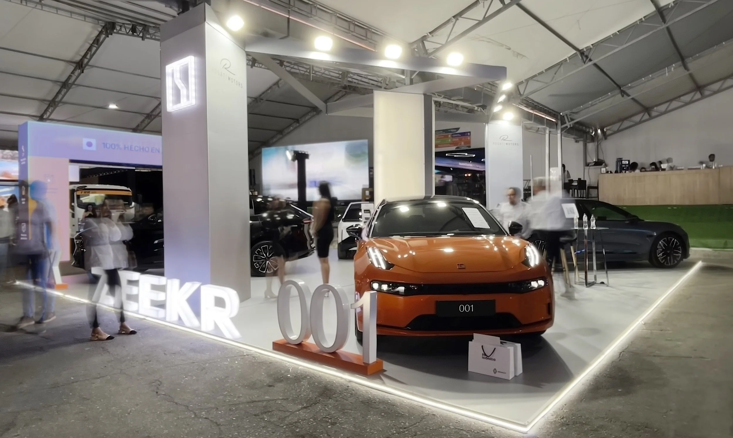 Stand ZEEKR, Automundo 2025
