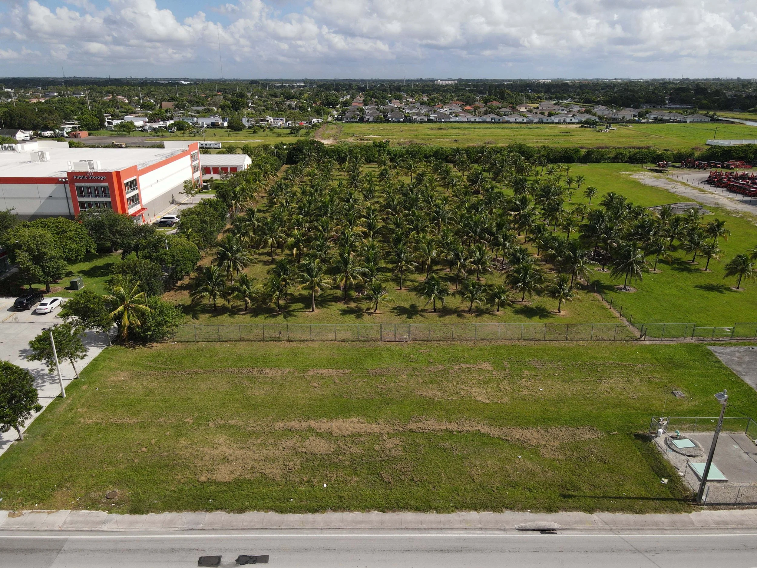 1726-Campbell Drive Self Storage - 2024-08-13 14.15.32 (Gregg G.).jpg