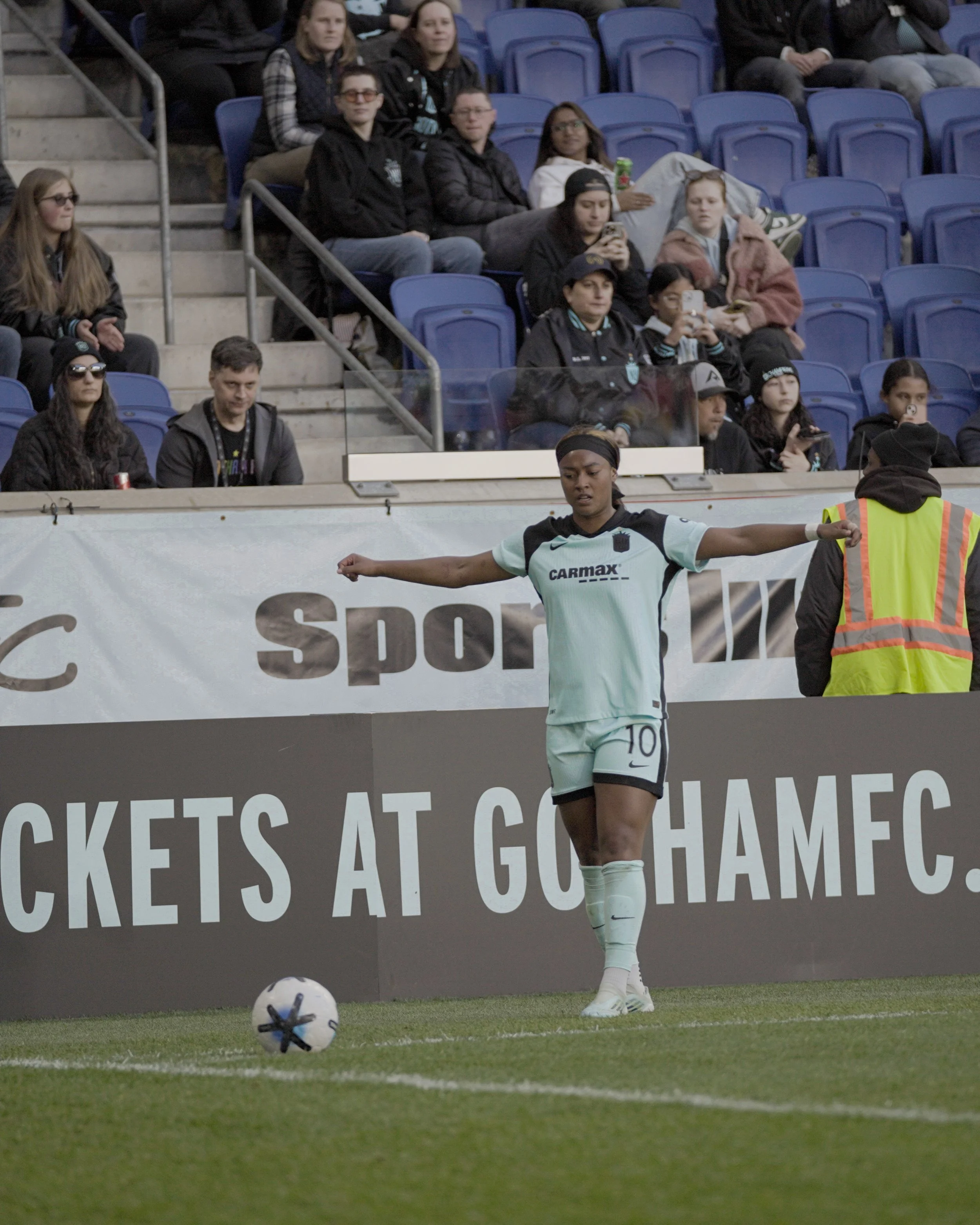 GFC v RL _5.3.26_LizxWavyFooty-10.jpg