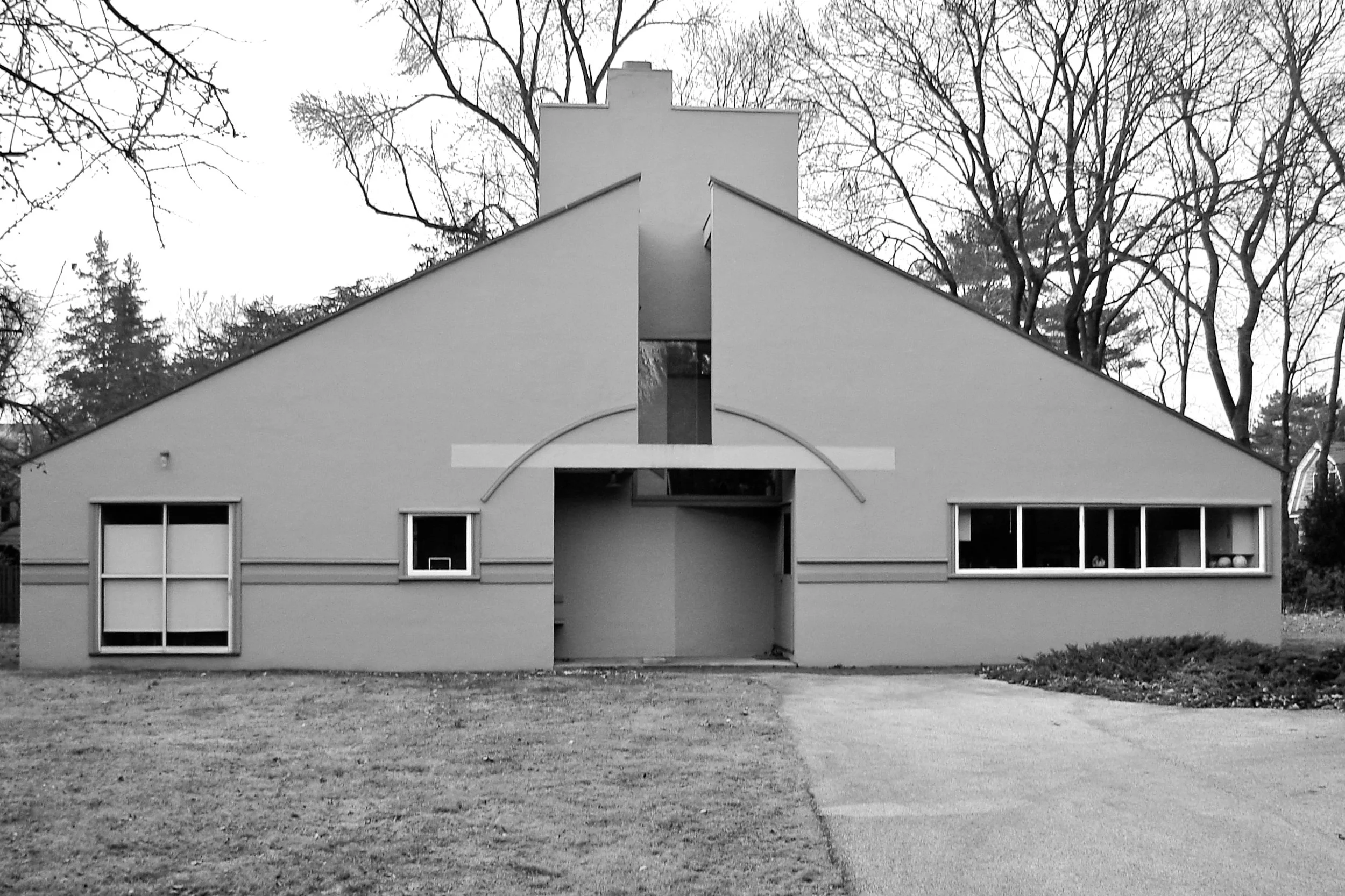 Vanna Venturi House
Robert Venturi
