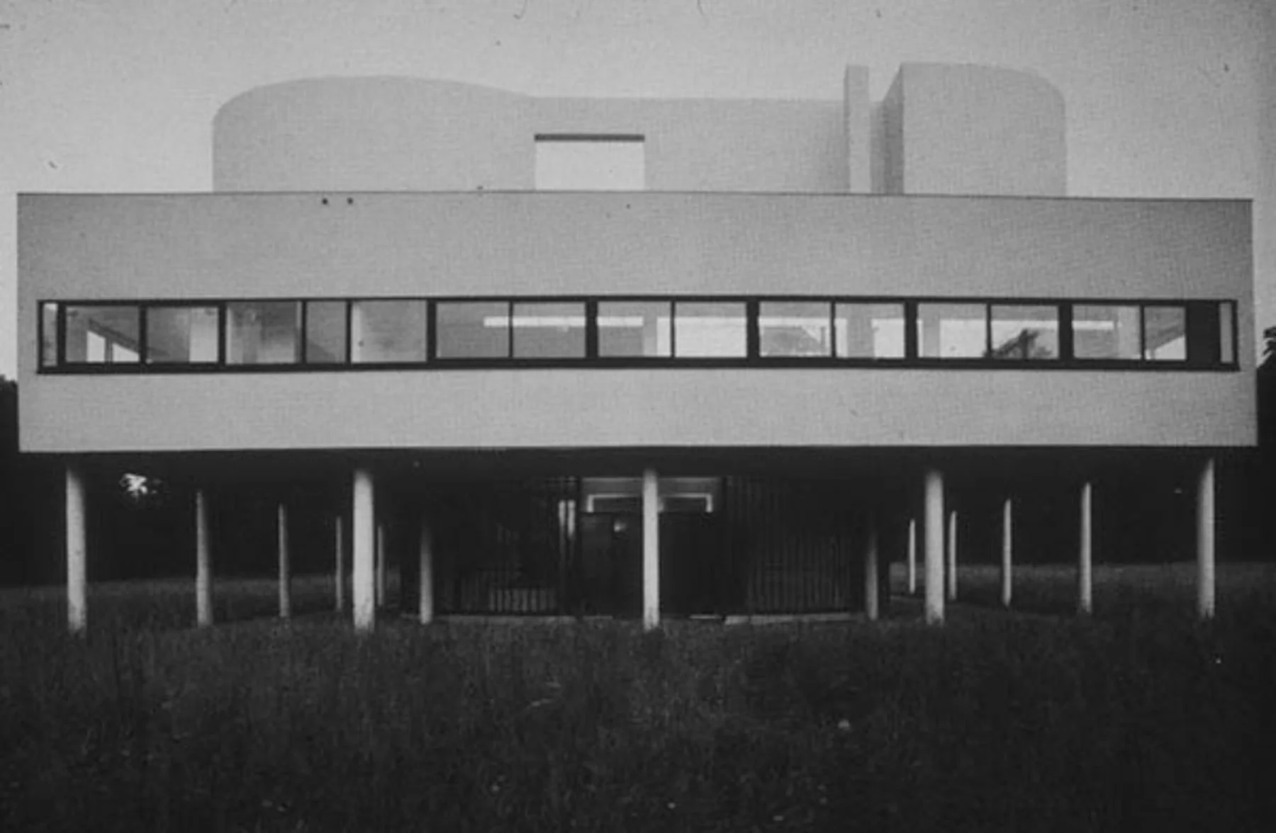 Villa Savoye
Le Corbusier